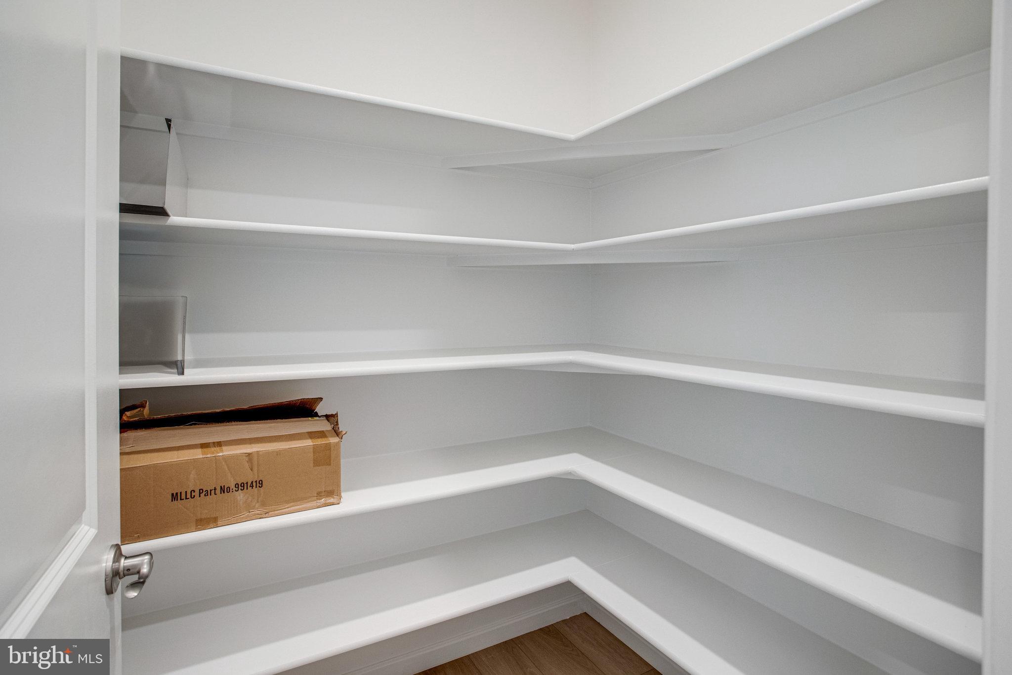 WHITE OAK - Residential