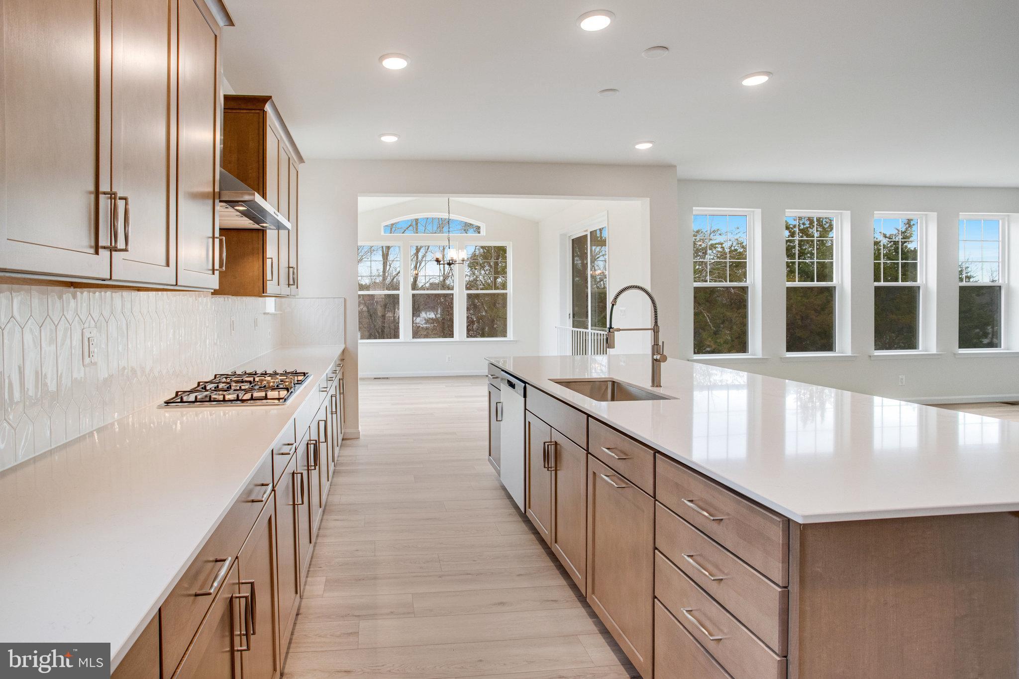 WHITE OAK - Residential