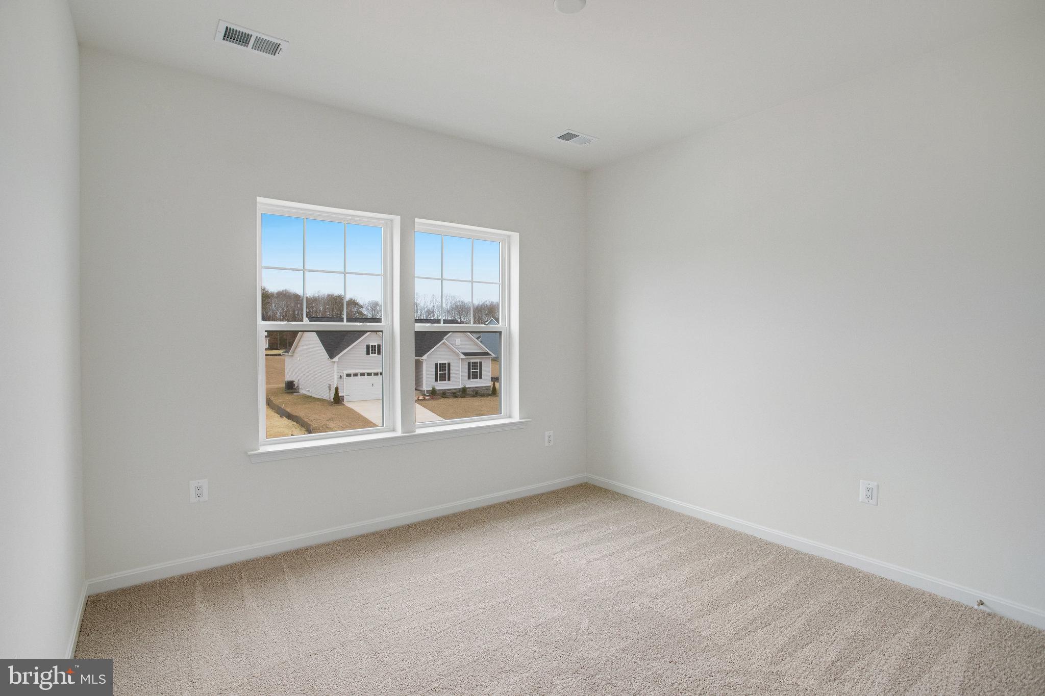 WHITE OAK - Residential