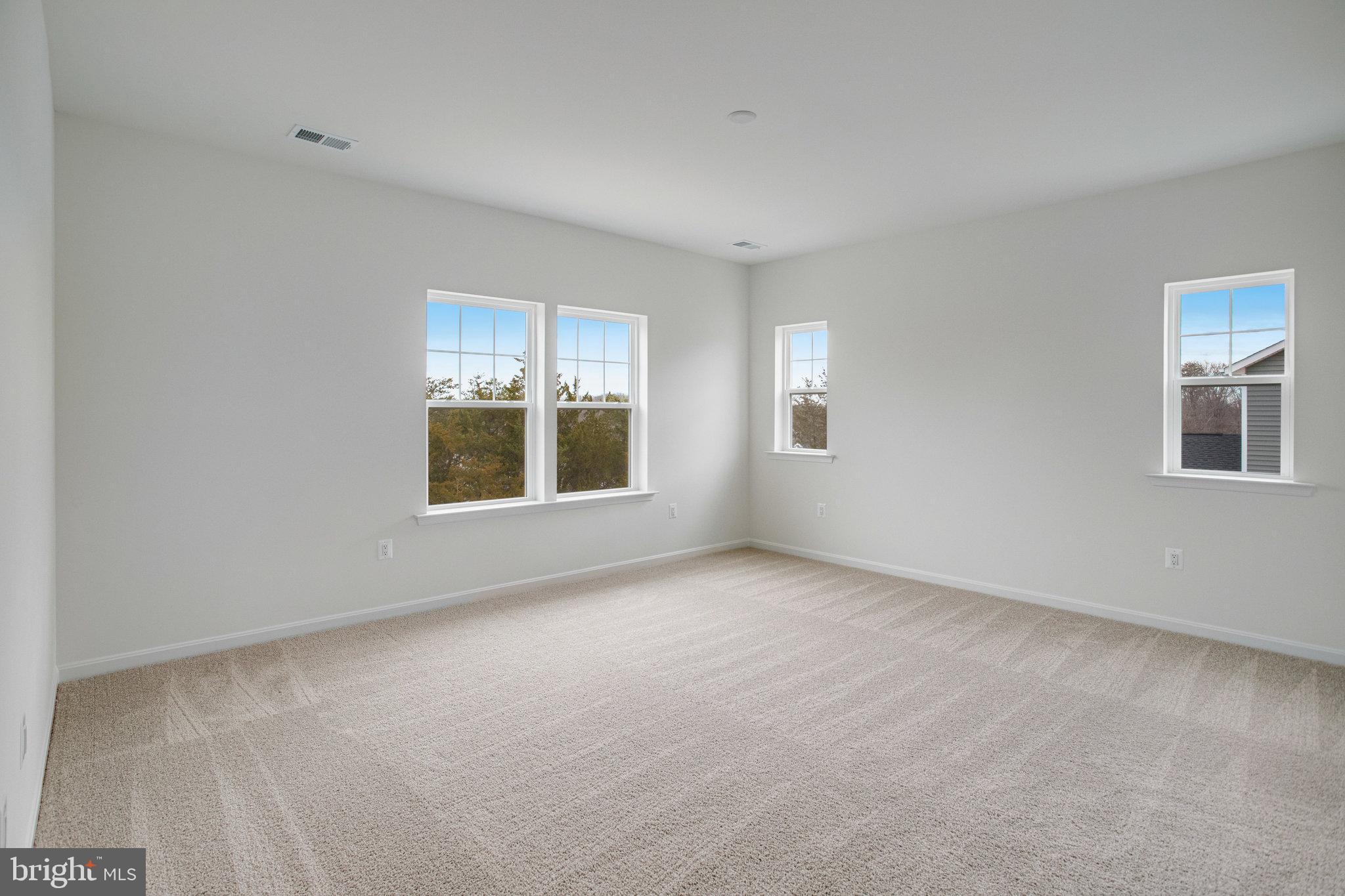 WHITE OAK - Residential