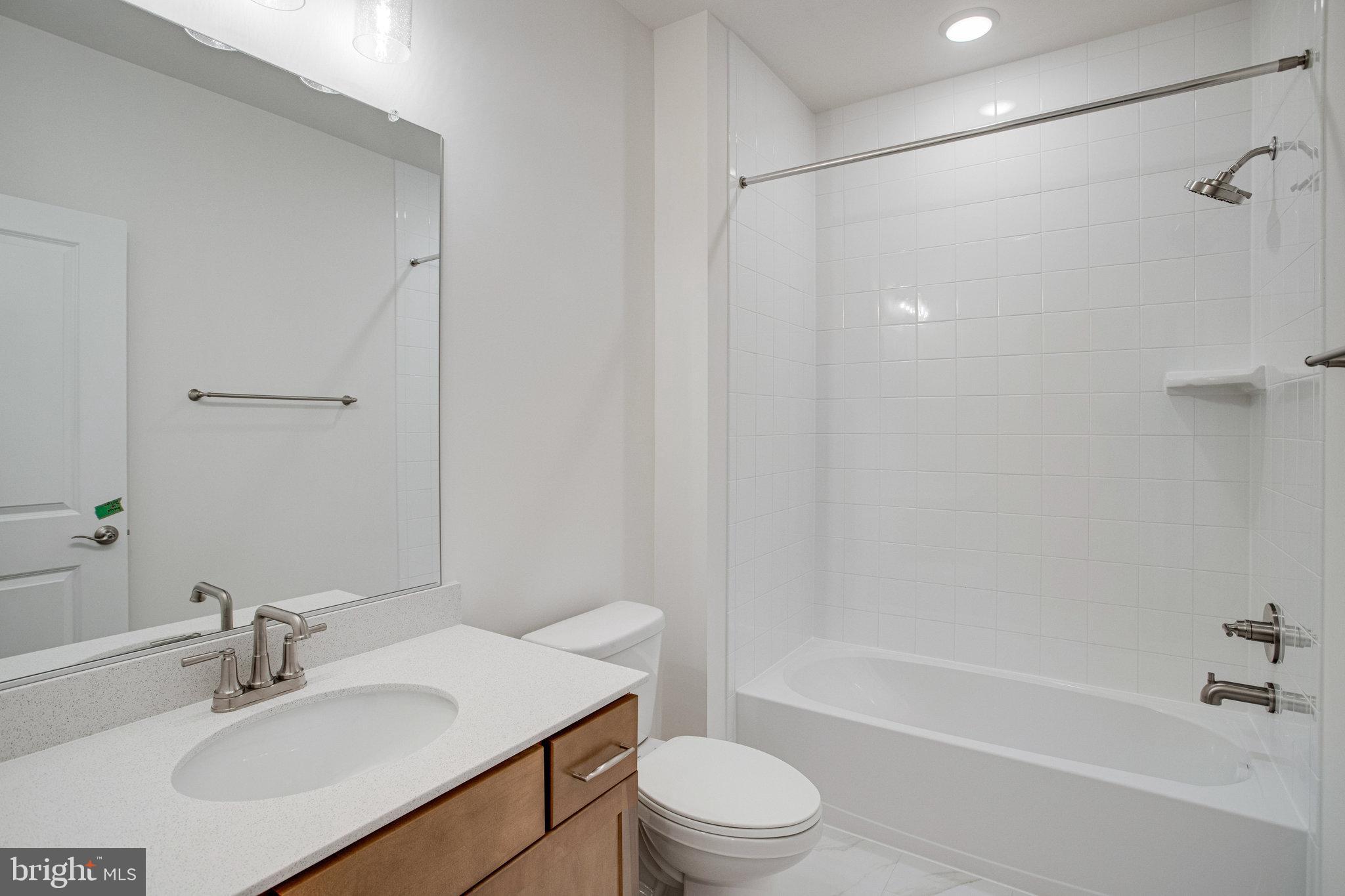 WHITE OAK - Residential