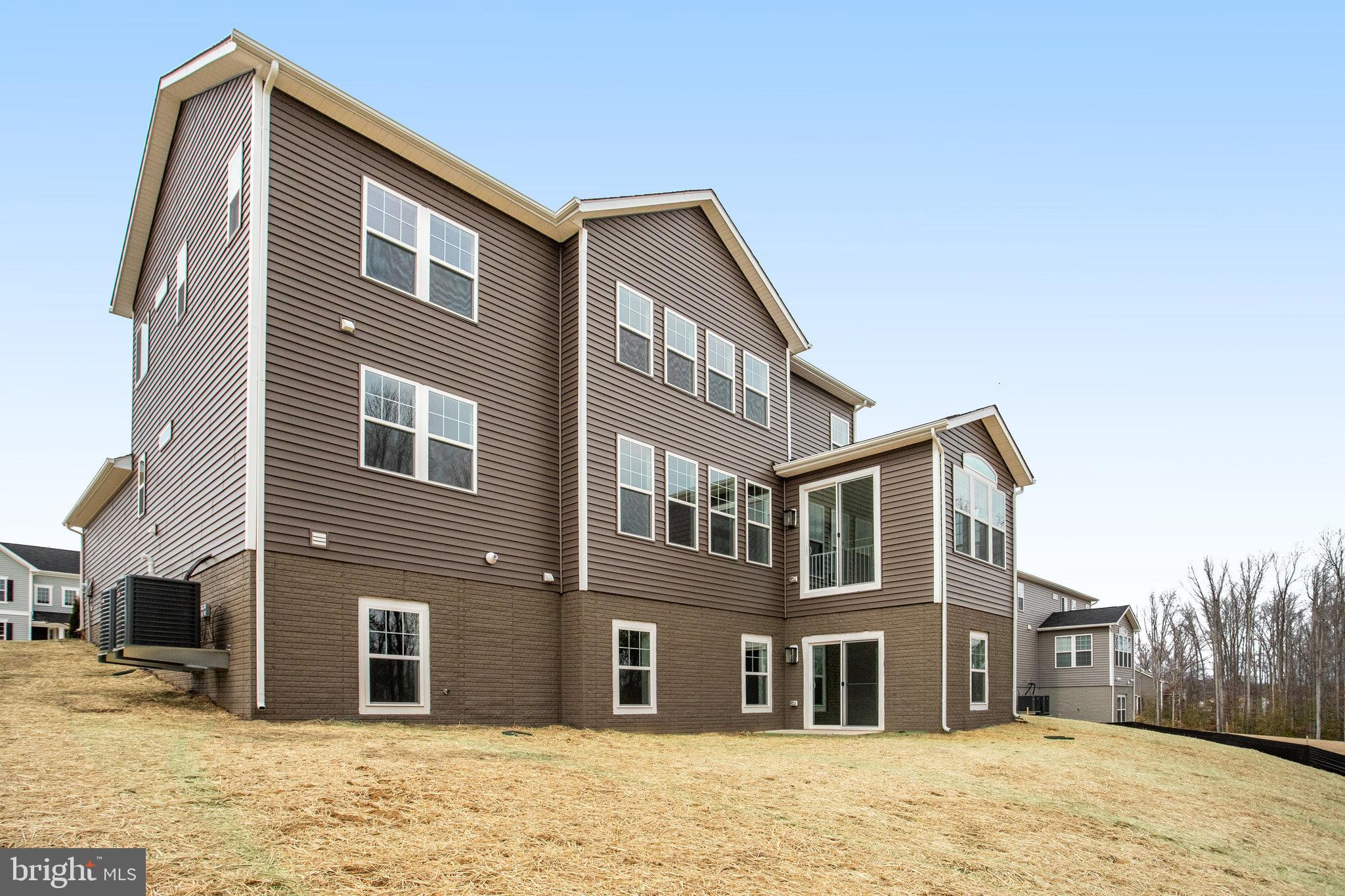 WHITE OAK - Residential