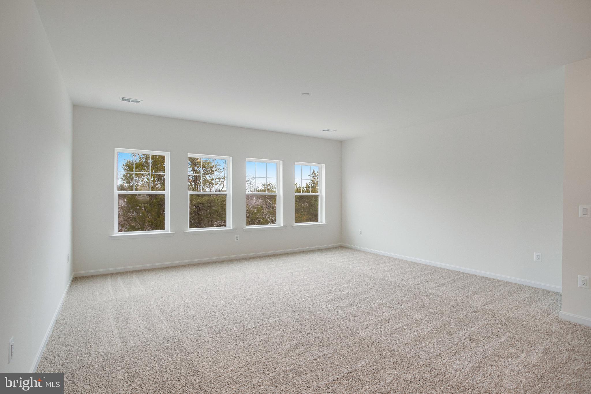 WHITE OAK - Residential