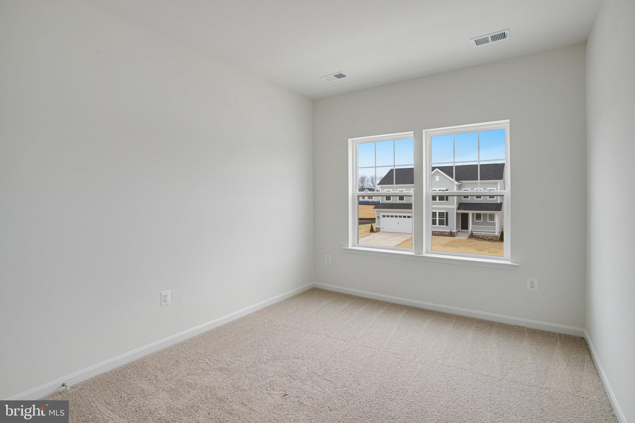 WHITE OAK - Residential