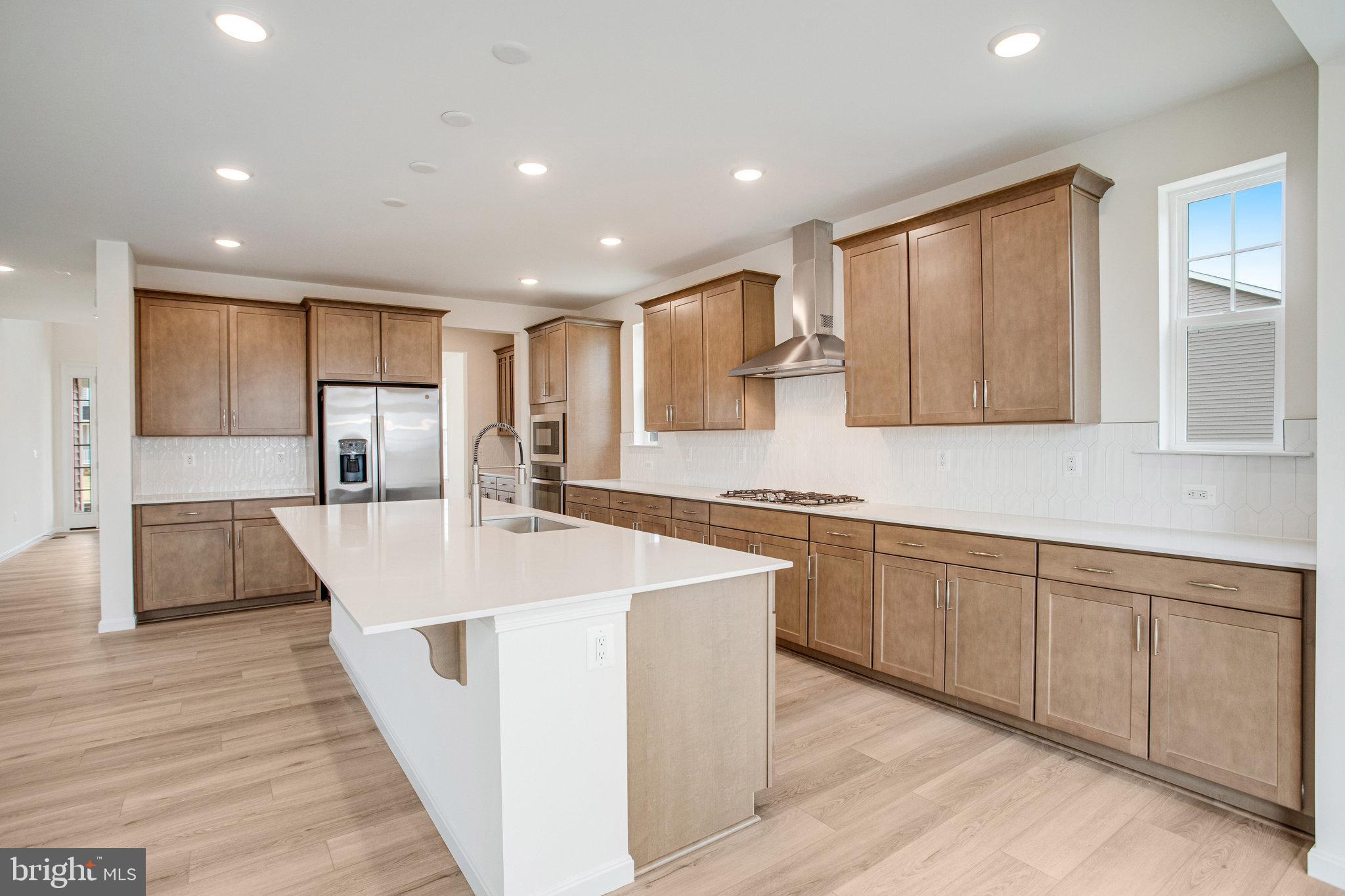 WHITE OAK - Residential