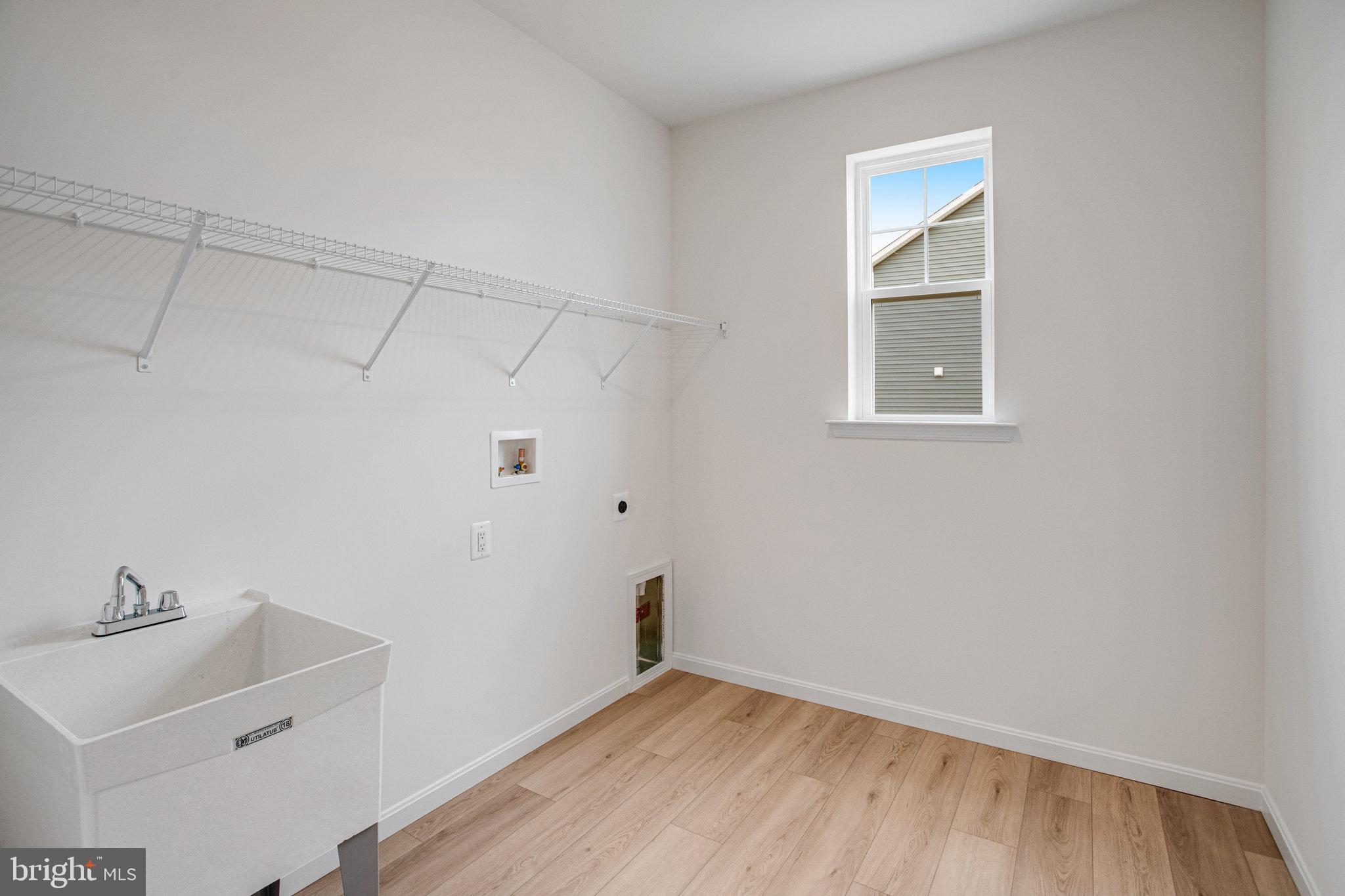 WHITE OAK - Residential