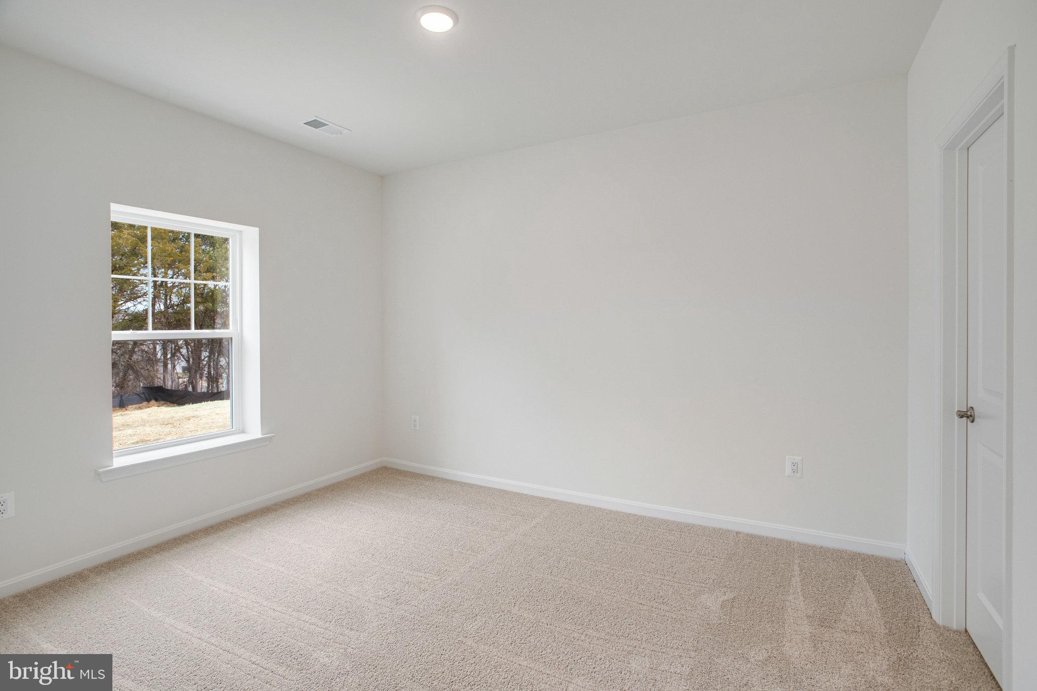 WHITE OAK - Residential