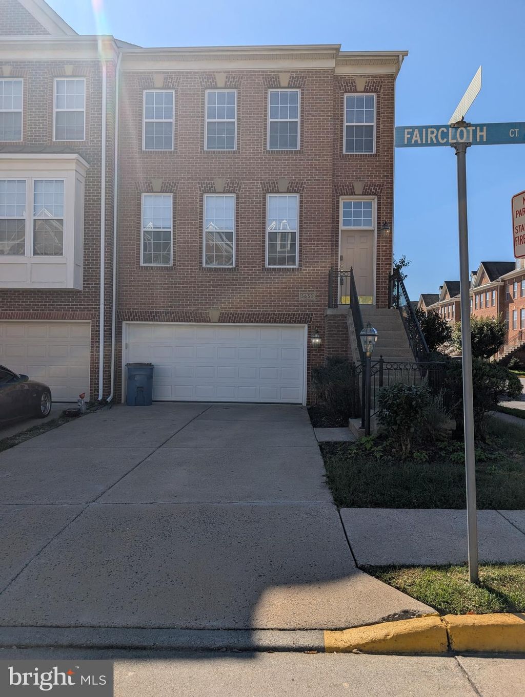 Photo of 5653 Faircloth Court, CENTREVILLE, VA 20120 (MLS # VAFX2272996)