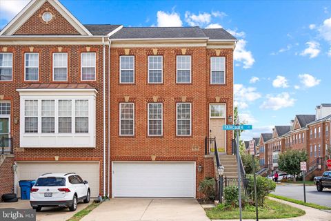 5653 FAIRCLOTH COURT CENTREVILLE VA 20120