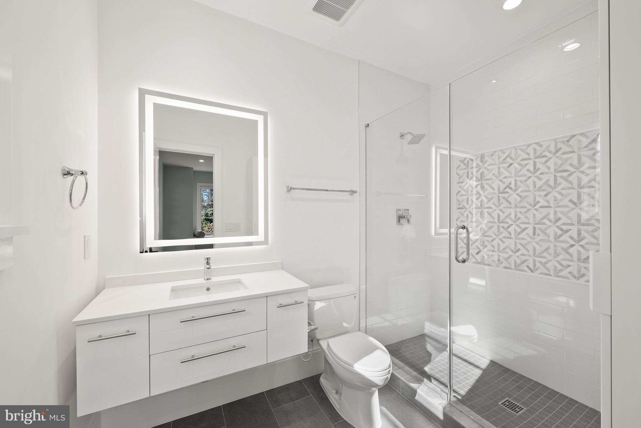 SALONA VILLAGE - Residential