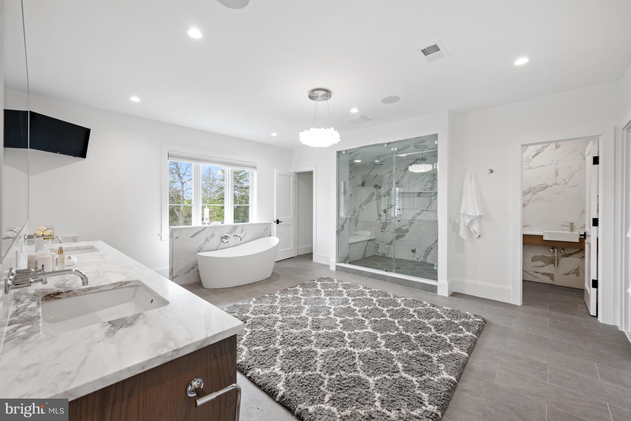 SALONA VILLAGE - Residential