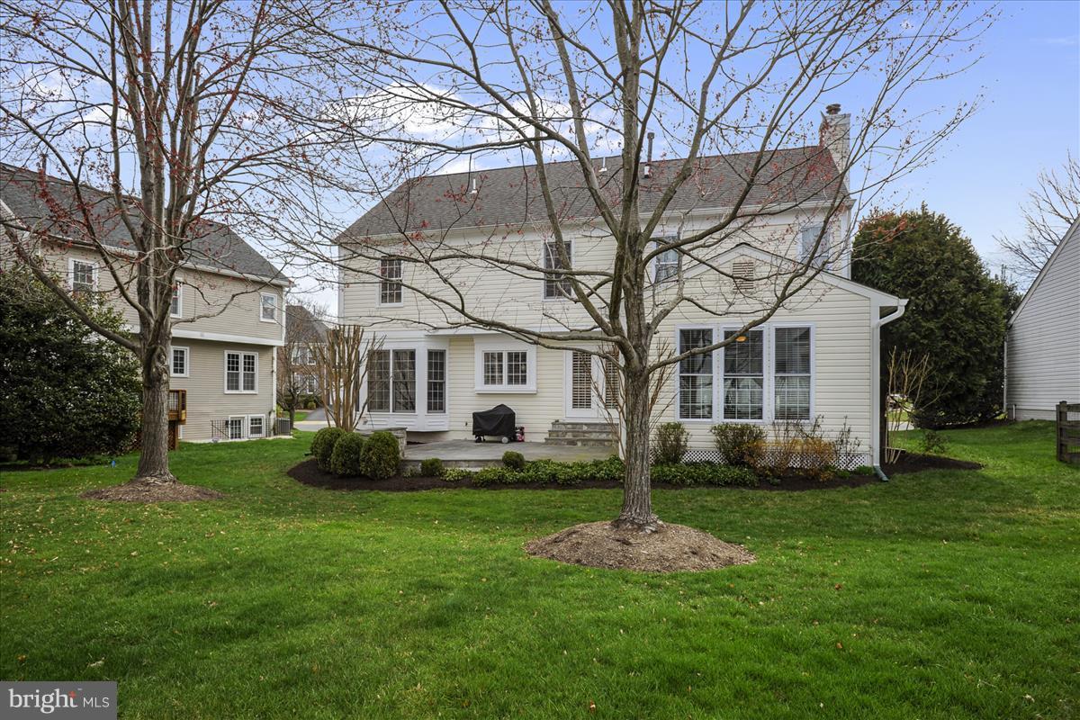 POTOMAC LAKES - Residential