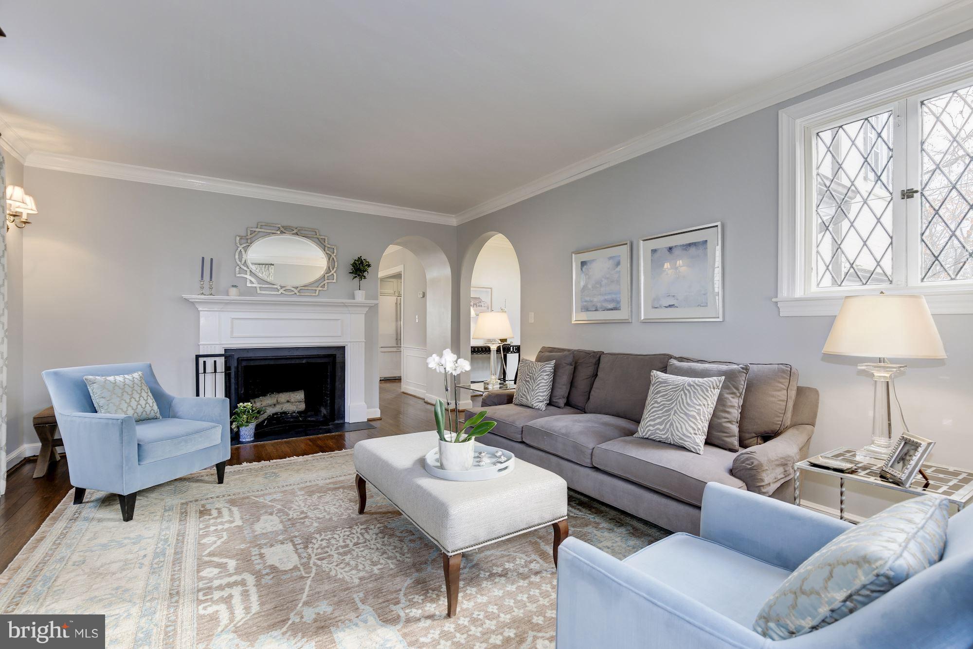 CHEVY CHASE - Residential