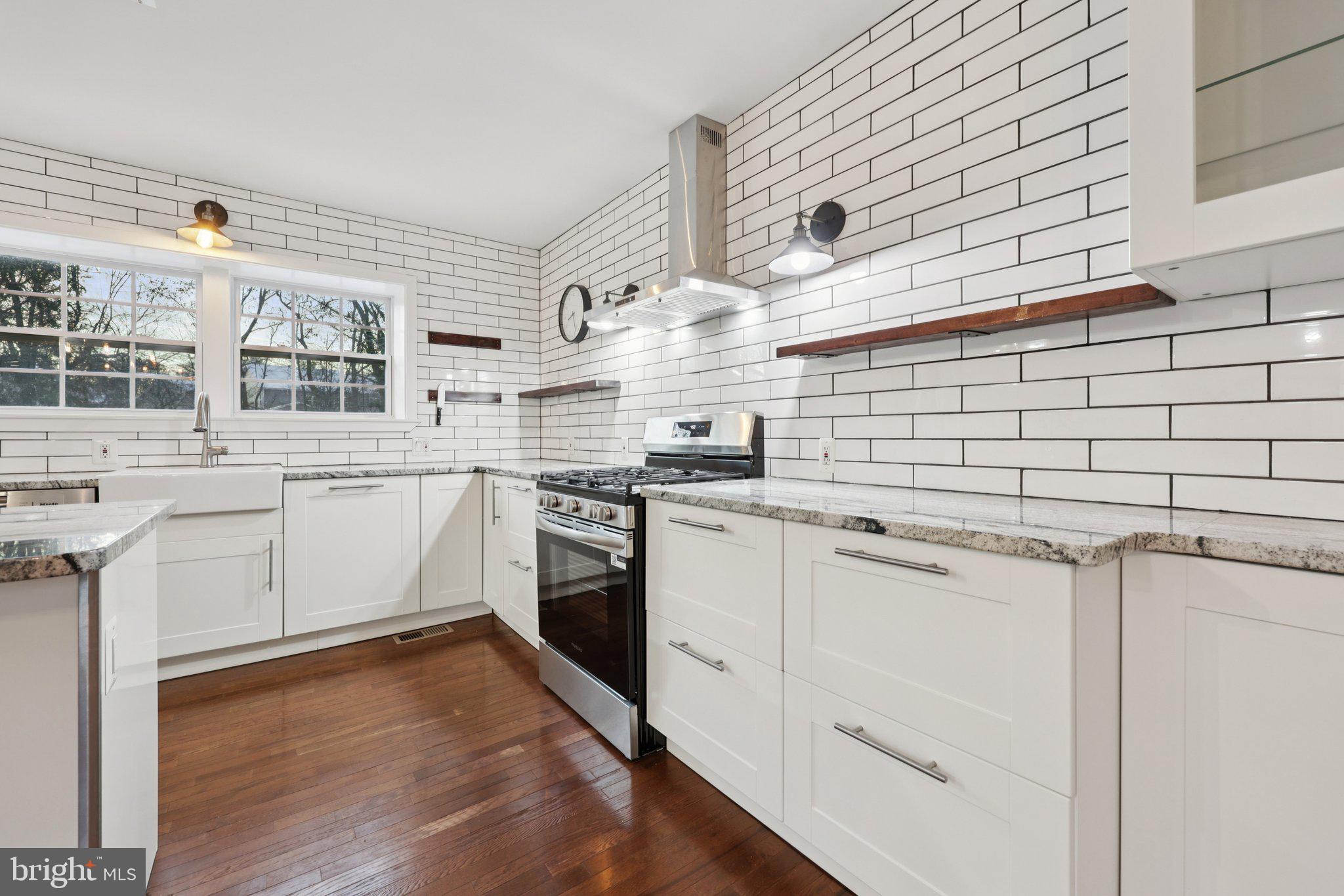 MUNSON HILL - Residential