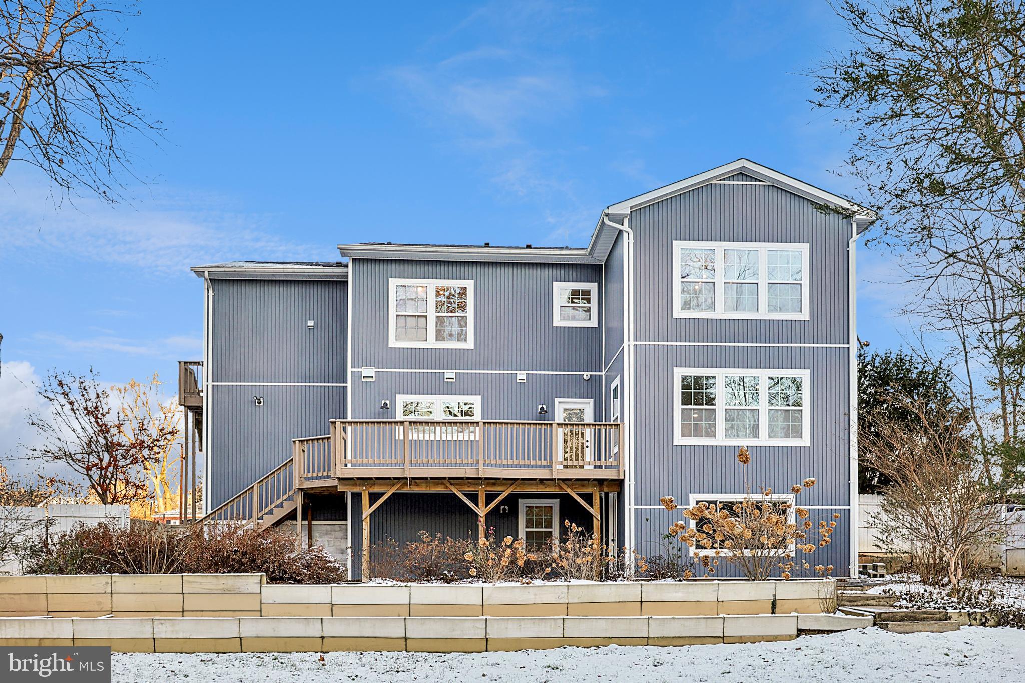 MUNSON HILL - Residential