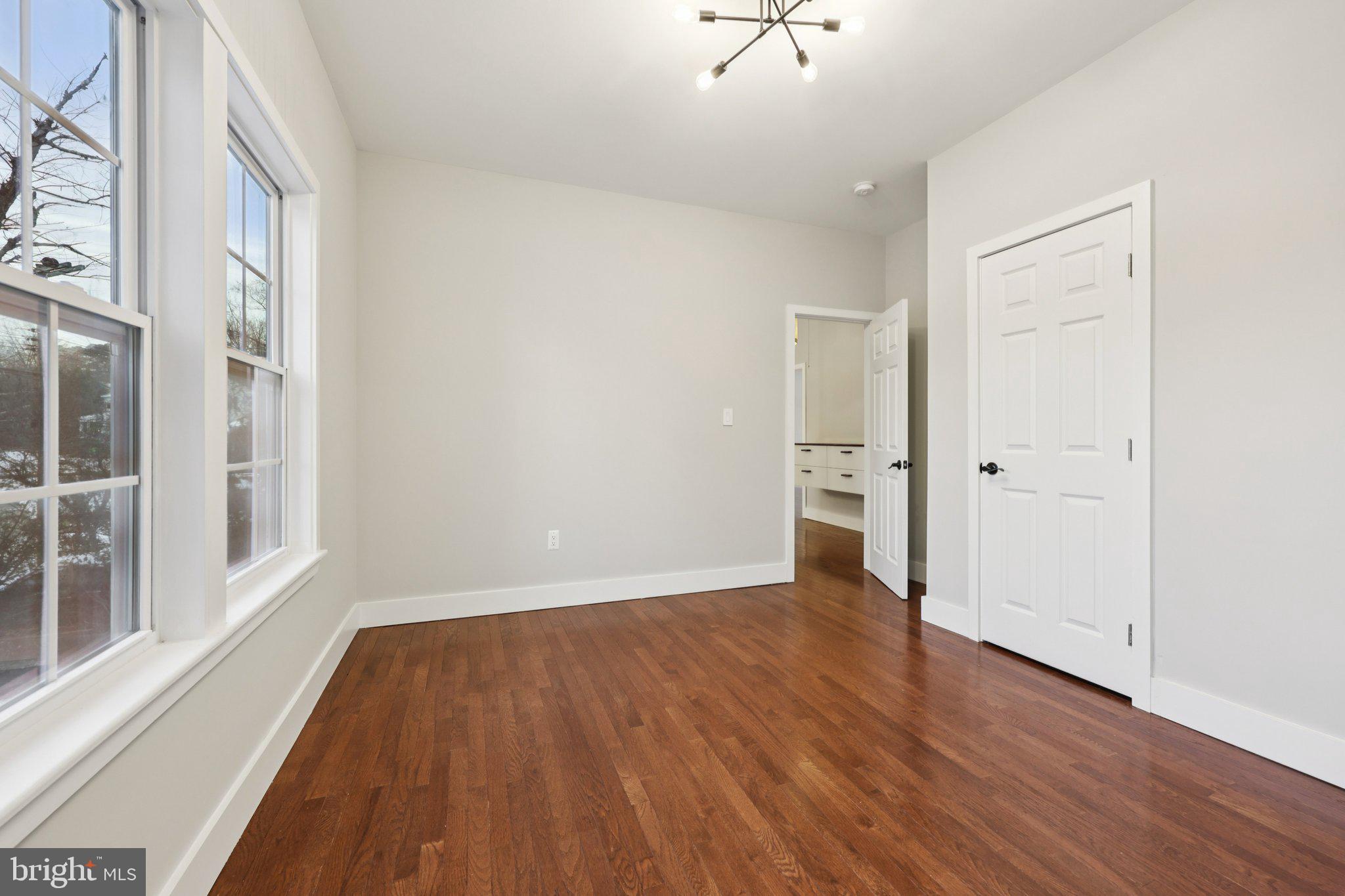 MUNSON HILL - Residential