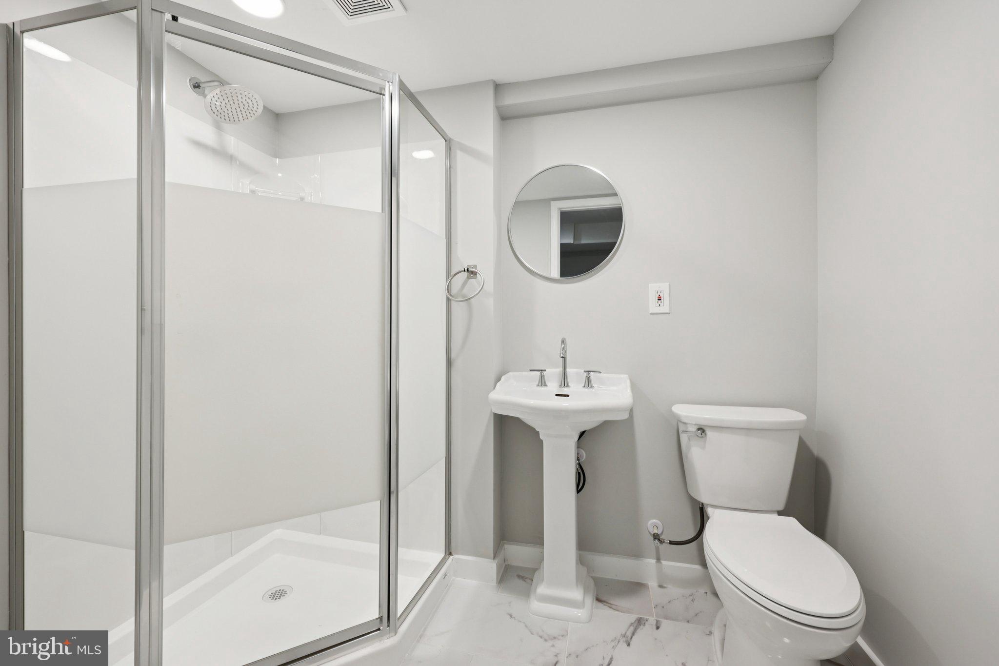 MUNSON HILL - Residential