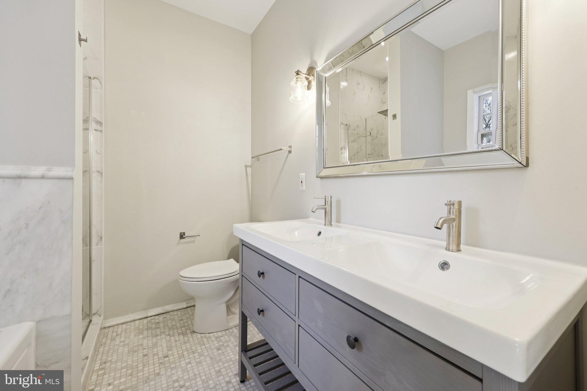 MUNSON HILL - Residential