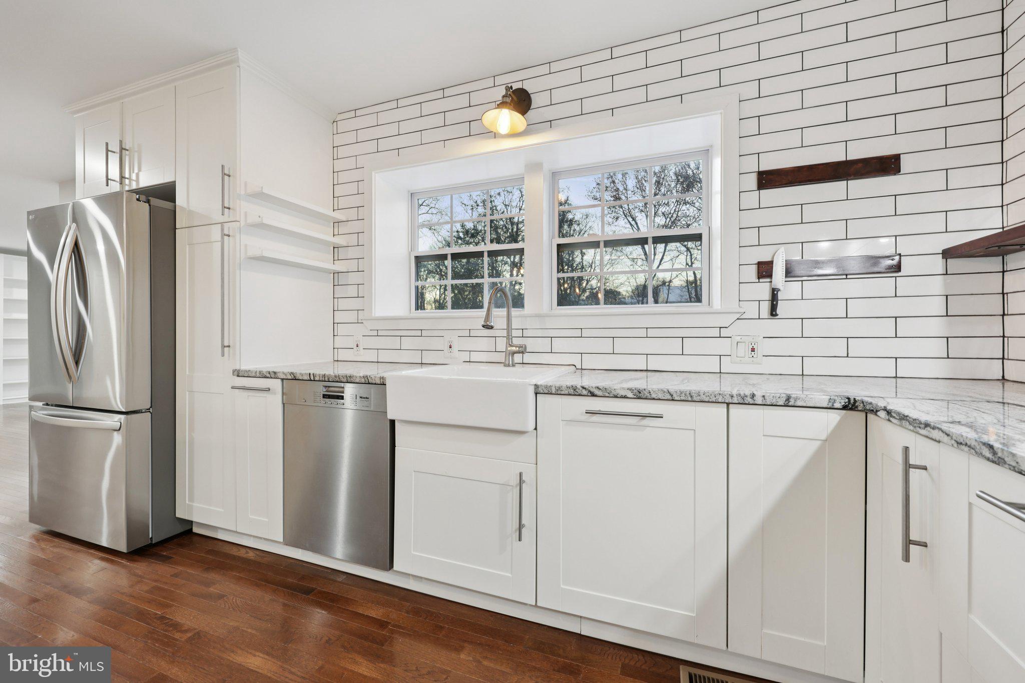 MUNSON HILL - Residential