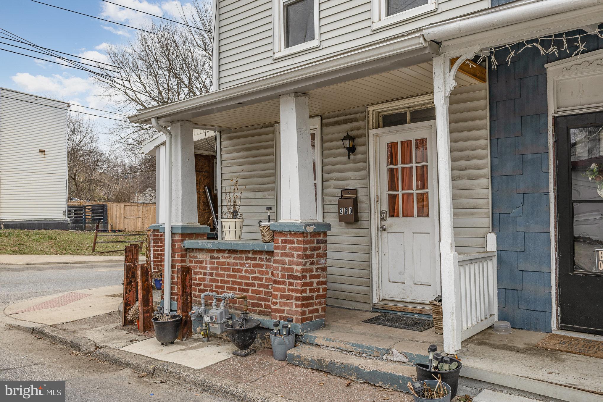 260 RIDGE STREET