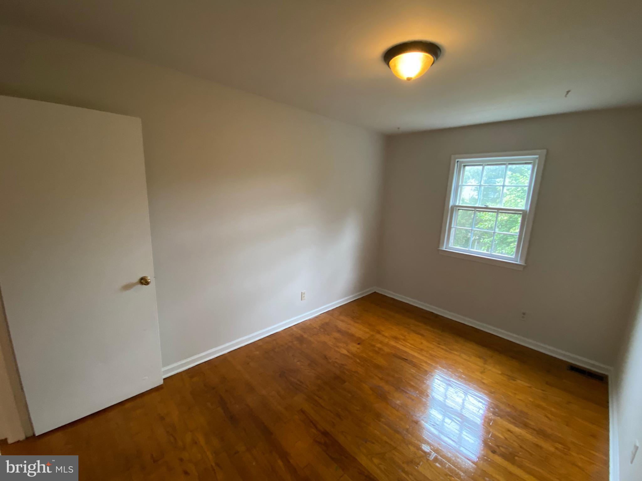 OLDE GREENWICH - Residential Lease