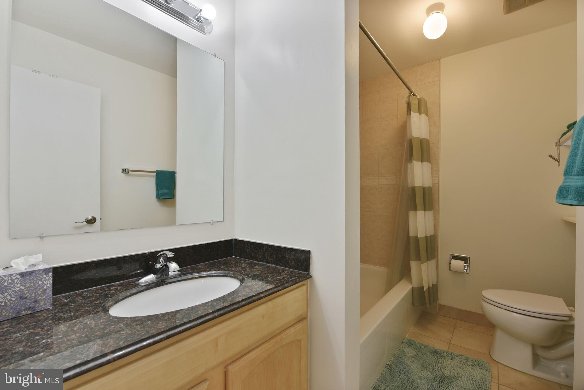 POOKS HILL - Residential