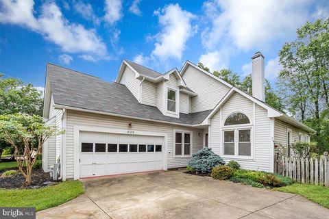 Photo of 14215 Greenview Drive, LAUREL, MD 20708 (MLS # MDPG2201410)