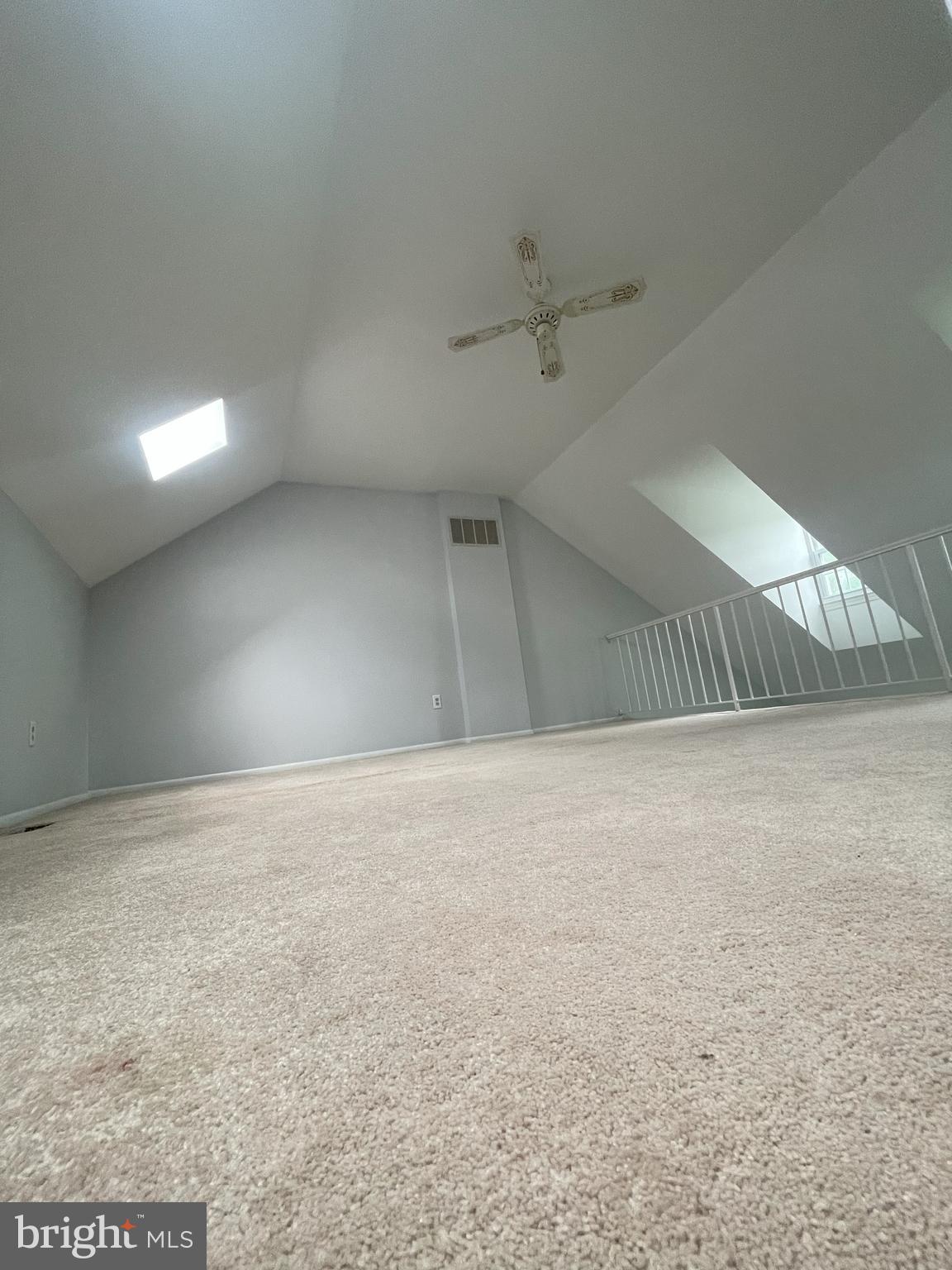 WATERFORD PLACE - Residential Lease