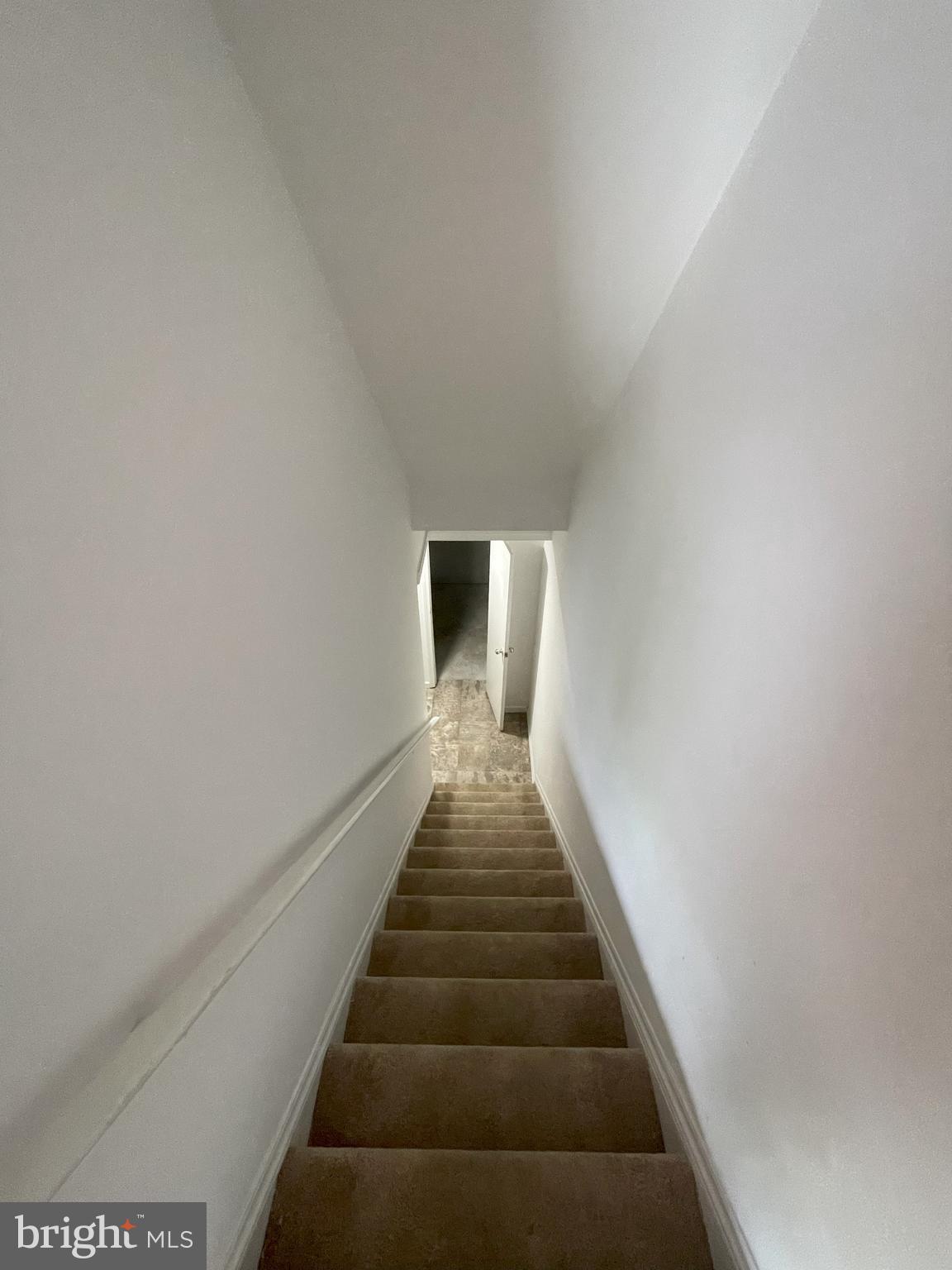 WATERFORD PLACE - Residential Lease