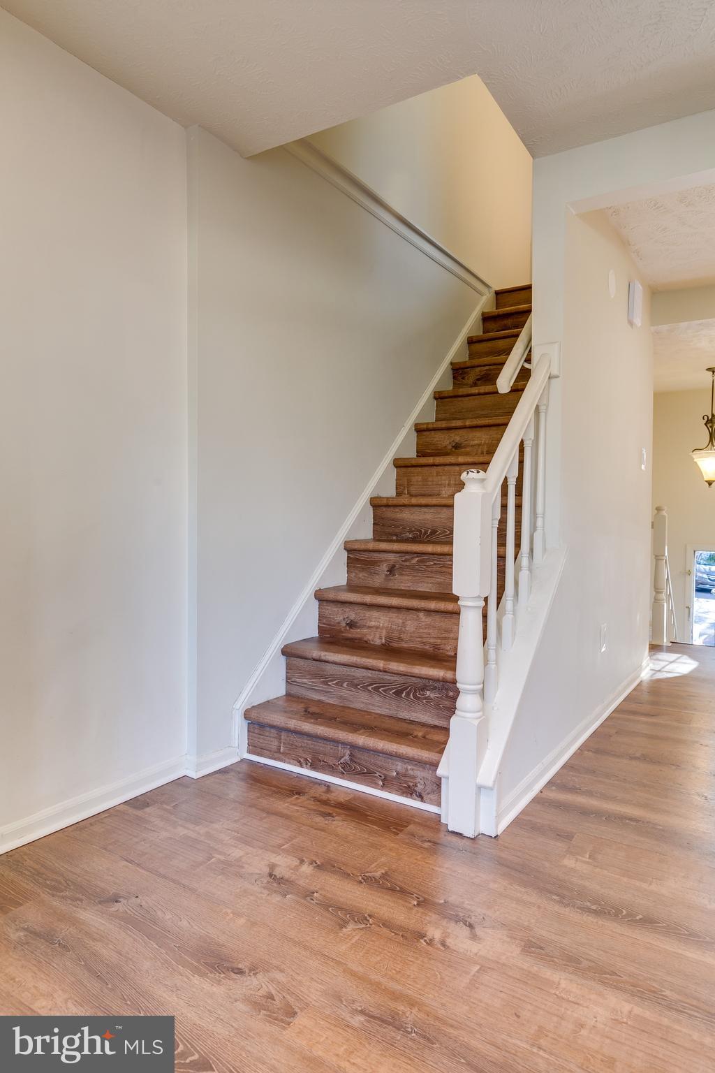 WOODCREST - Residential Lease