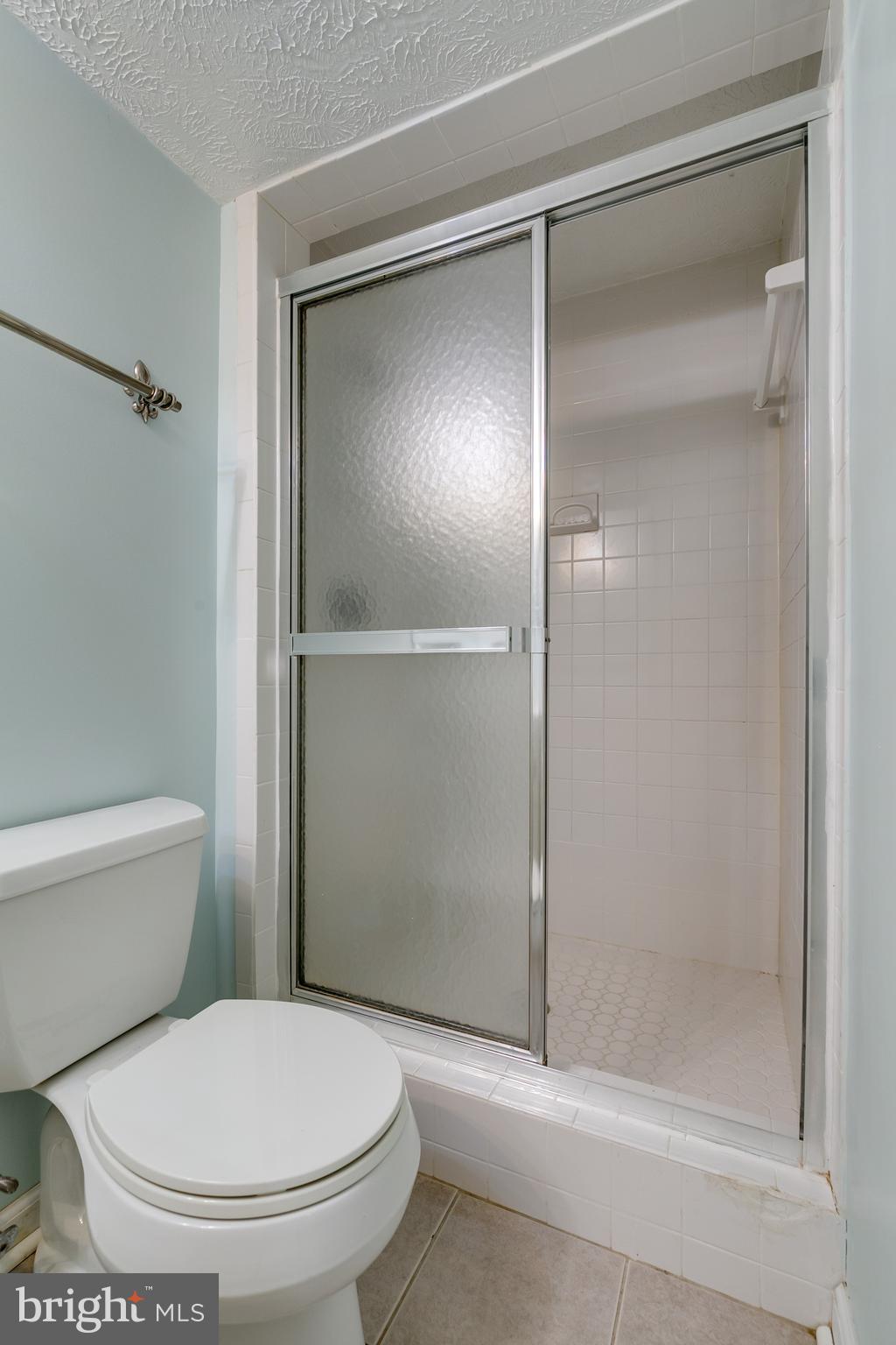 WOODCREST - Residential Lease