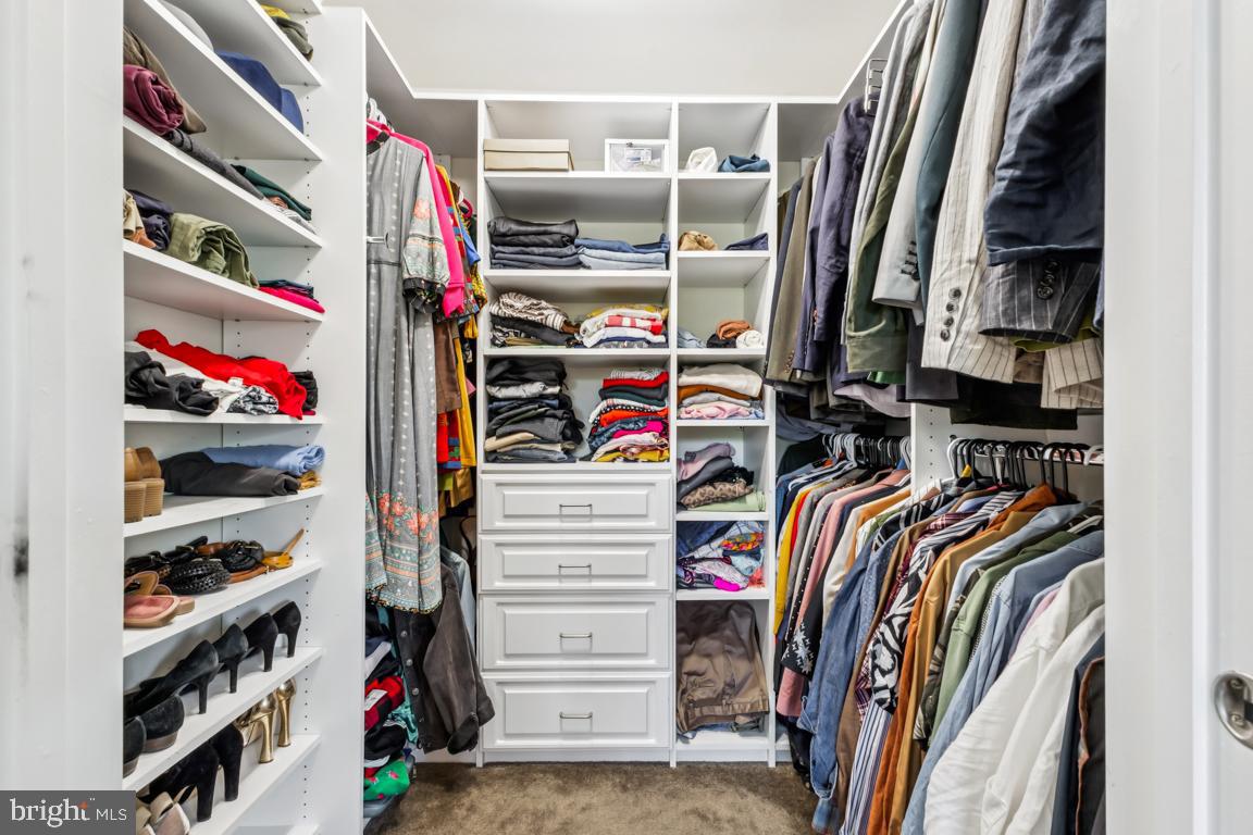 DOMINION VALLEY COUNTRY CLUB - Residential