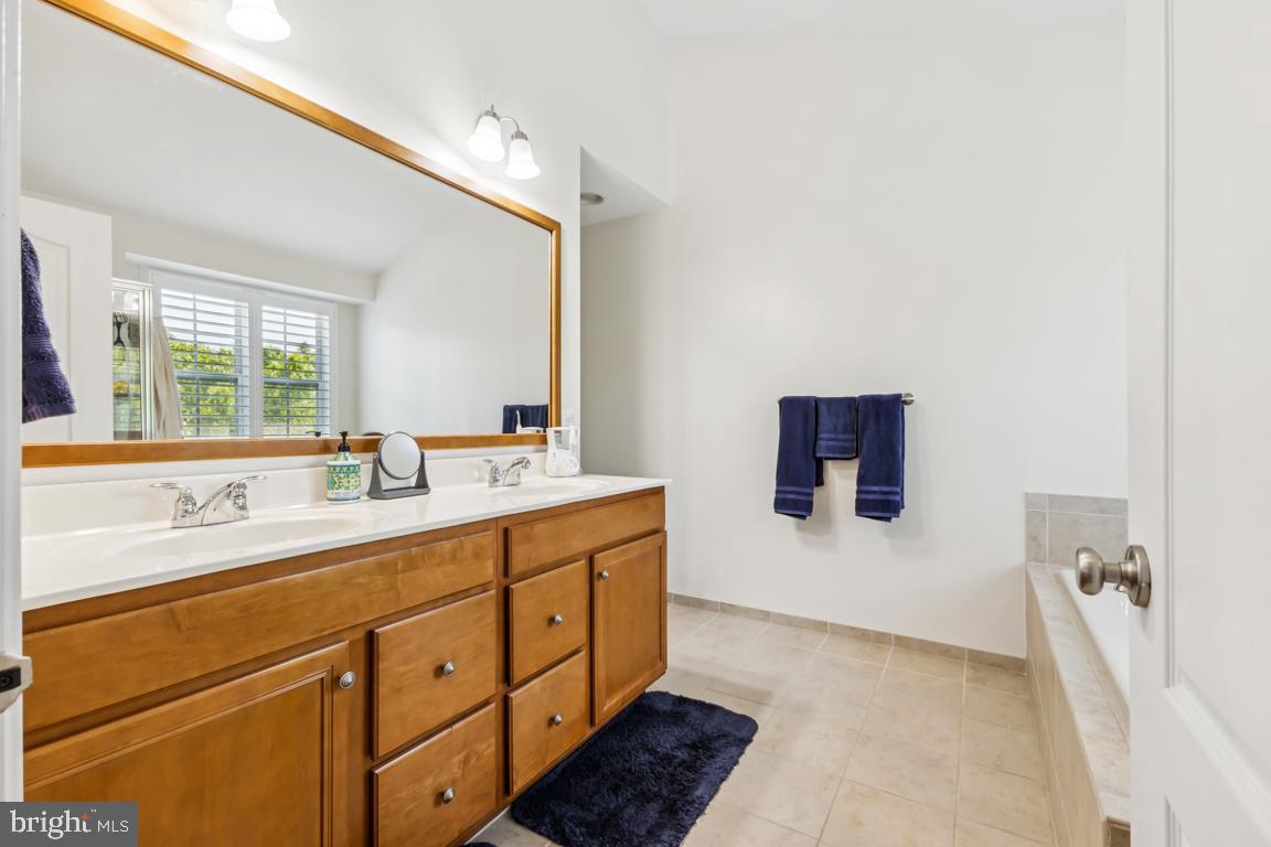 DOMINION VALLEY COUNTRY CLUB - Residential