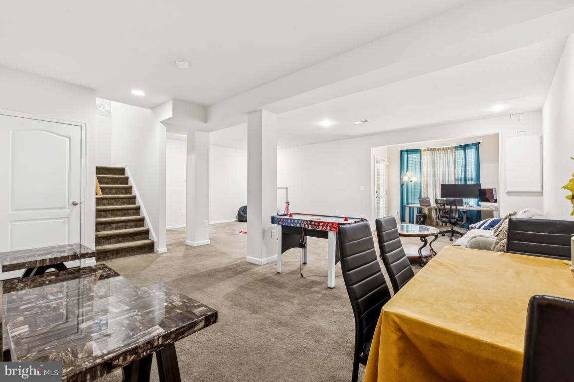 DOMINION VALLEY COUNTRY CLUB - Residential