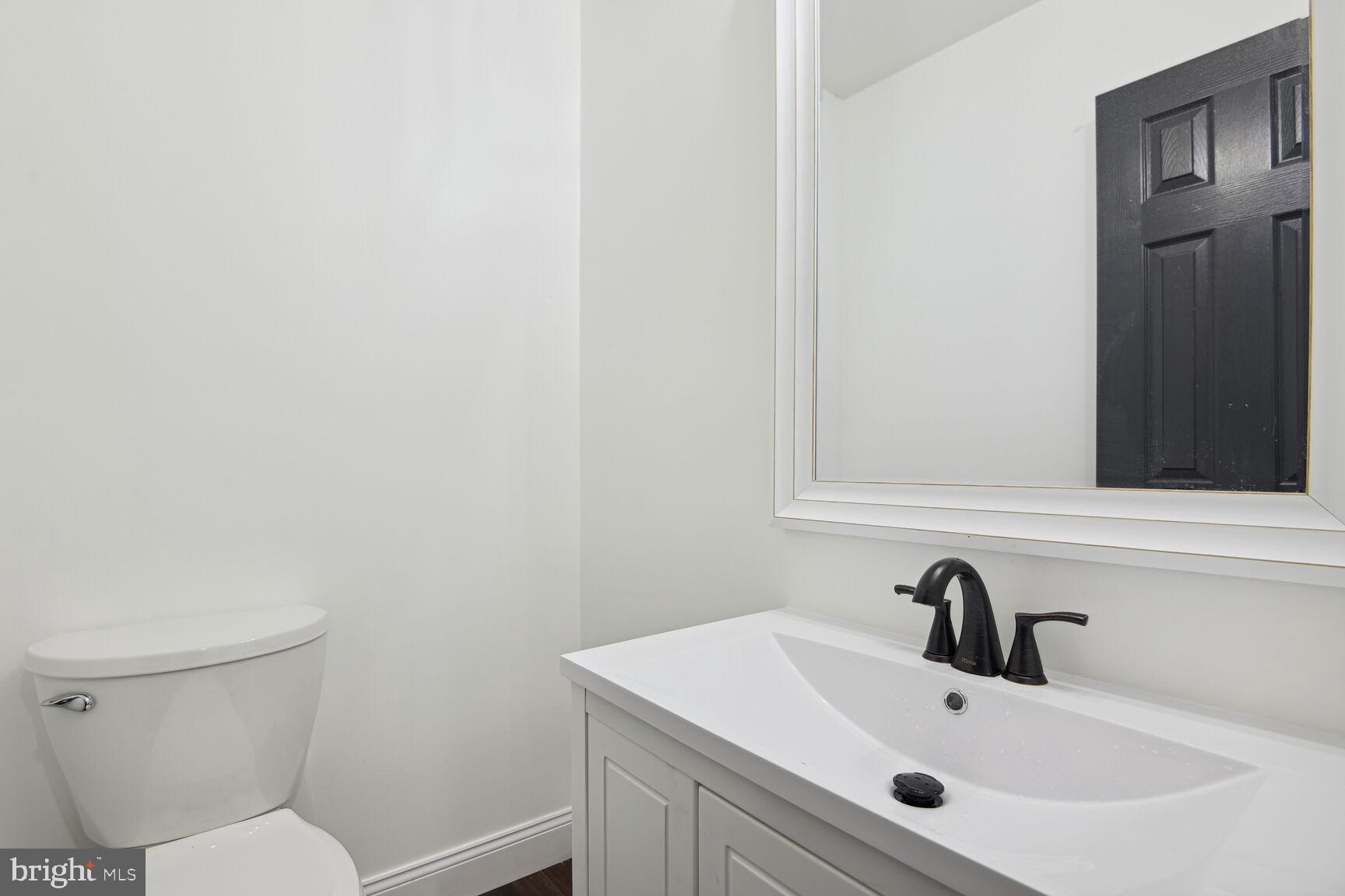 WEST LANHAM HILLS - Residential