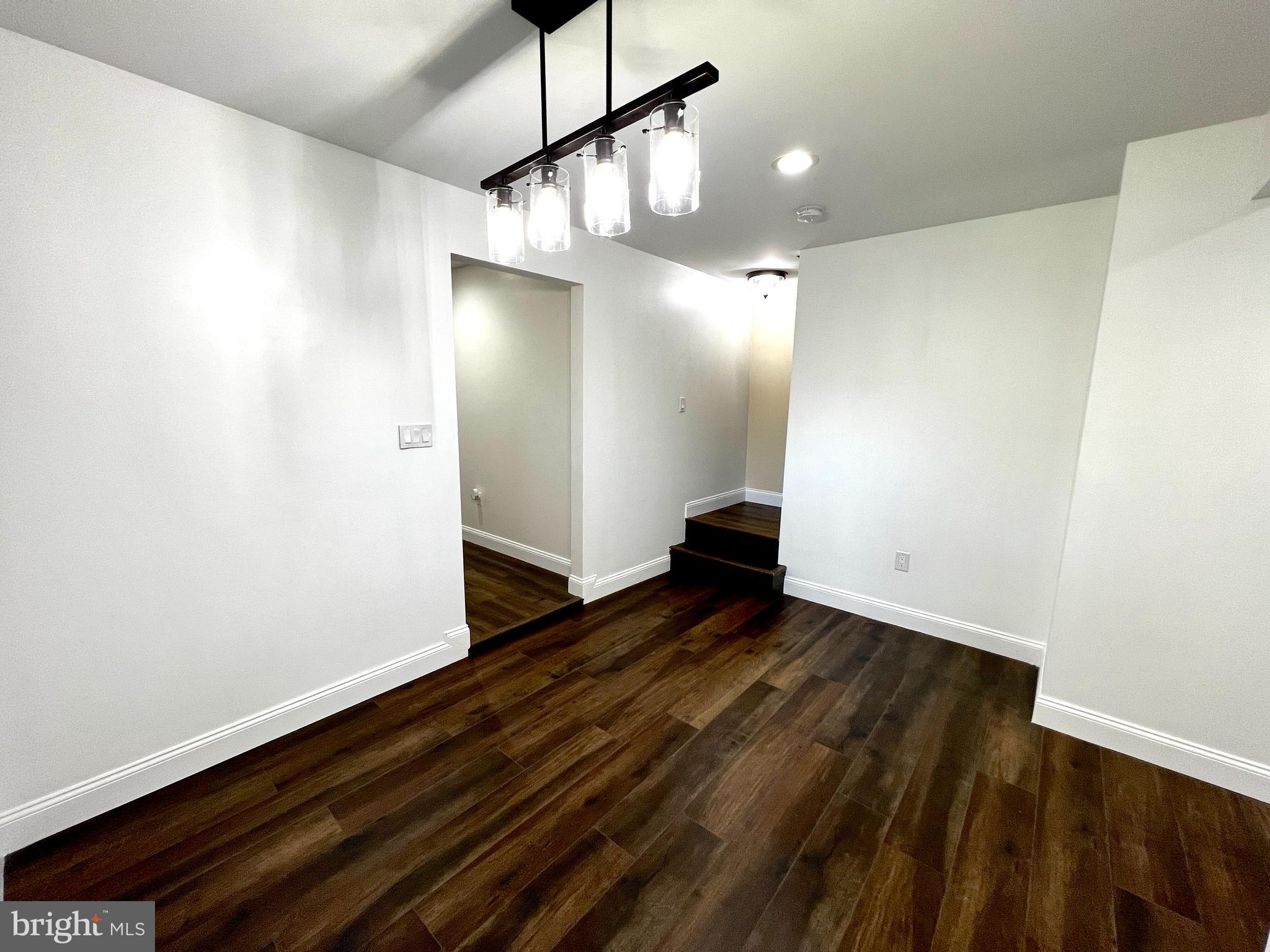 WEST LANHAM HILLS - Residential