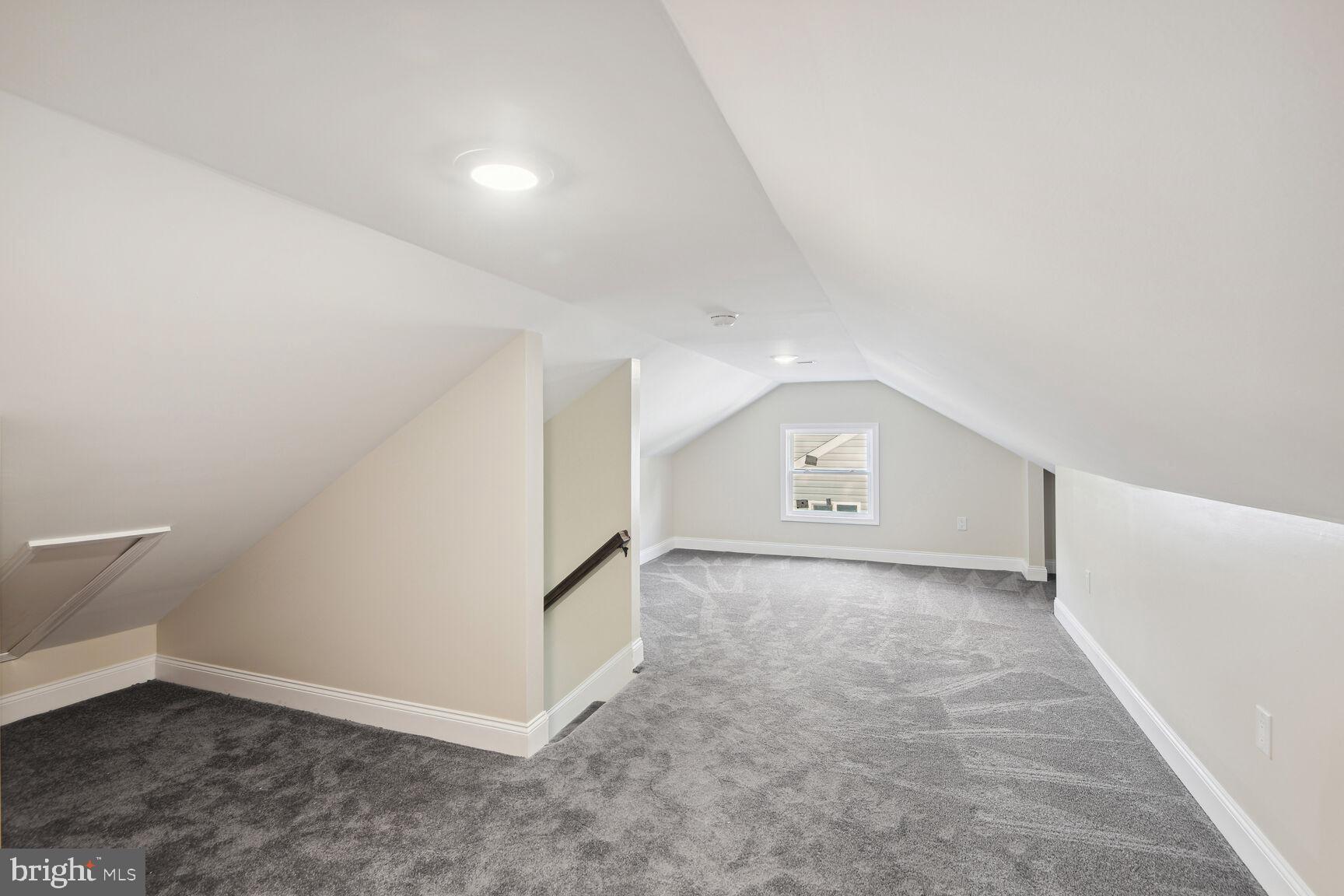 WEST LANHAM HILLS - Residential