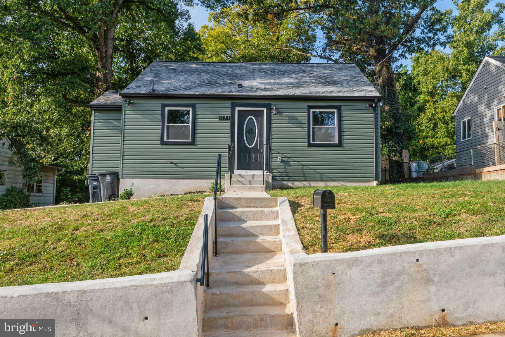 WEST LANHAM HILLS - Residential