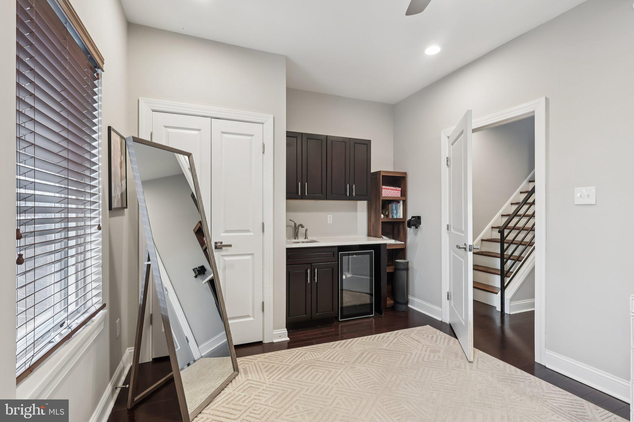 OLDE KENSINGTON - Residential