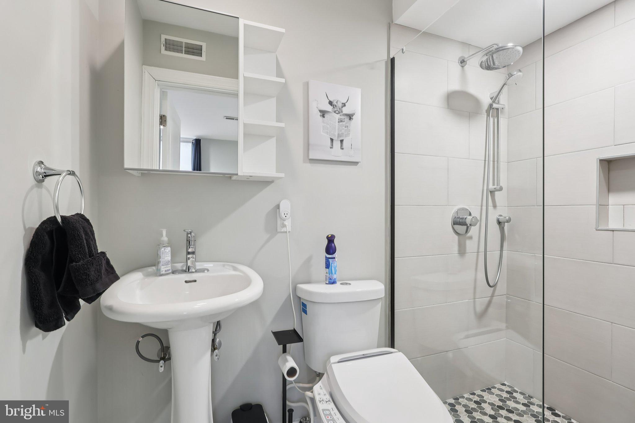 OLDE KENSINGTON - Residential