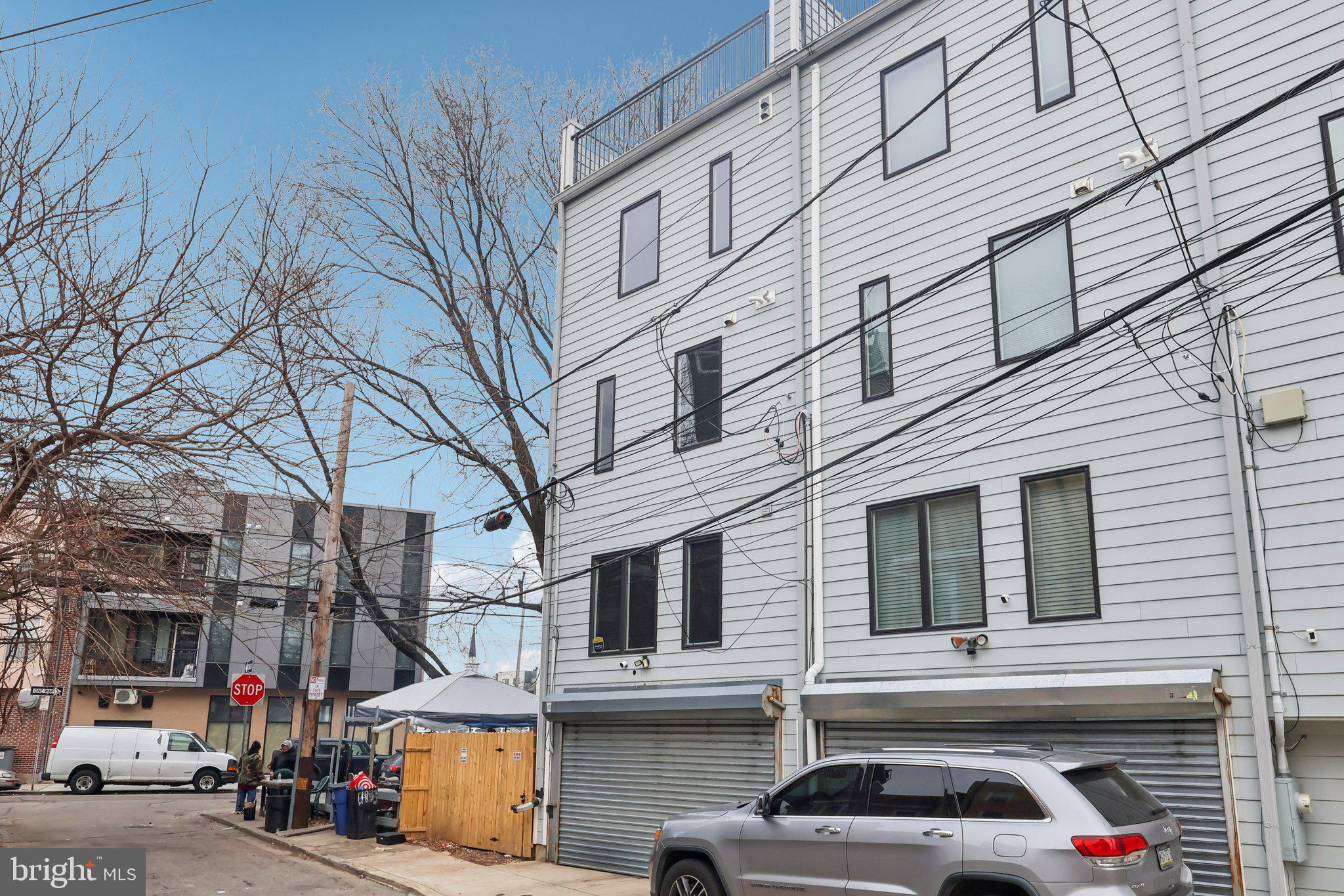 OLDE KENSINGTON - Residential