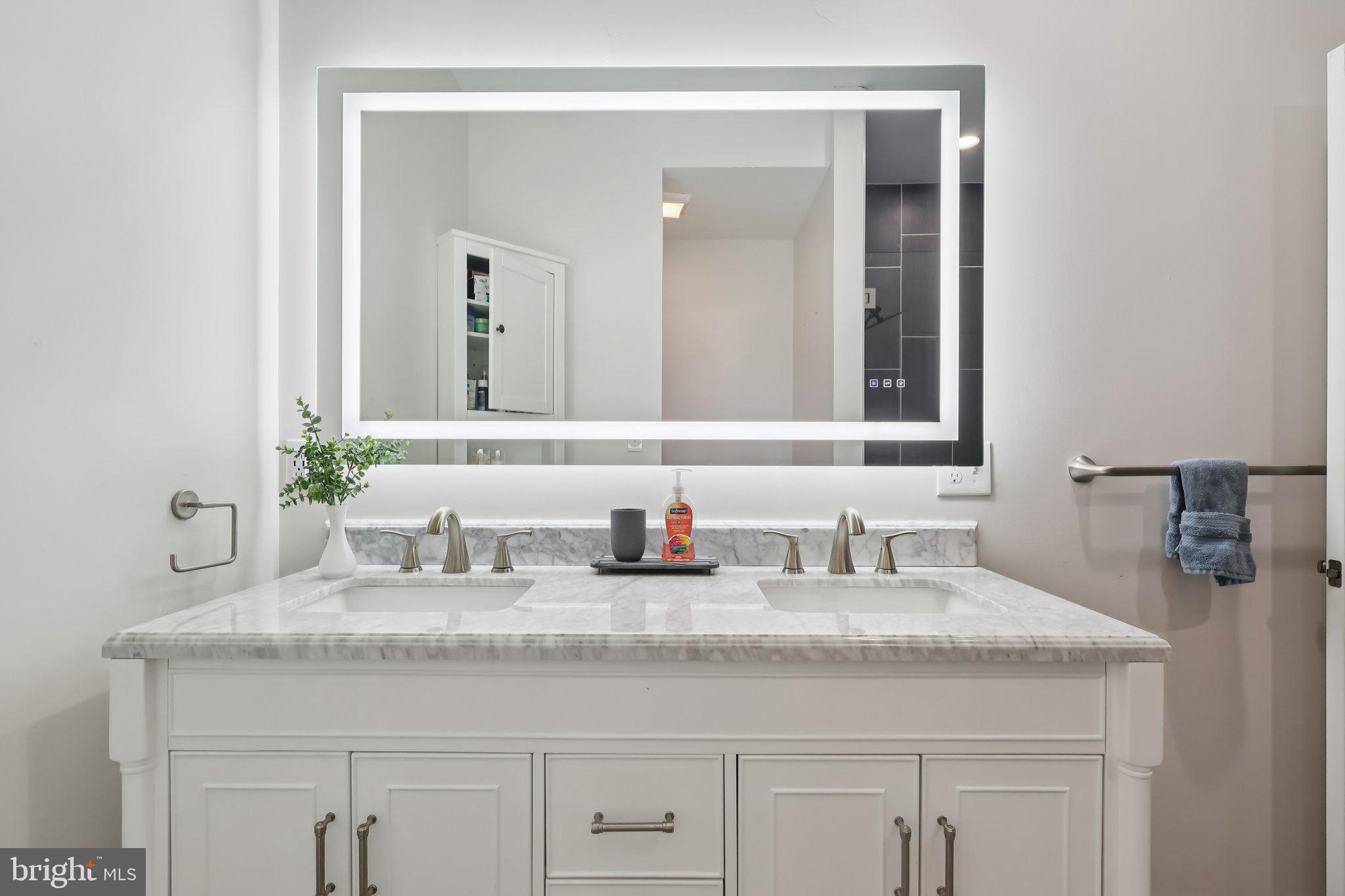 OLDE KENSINGTON - Residential