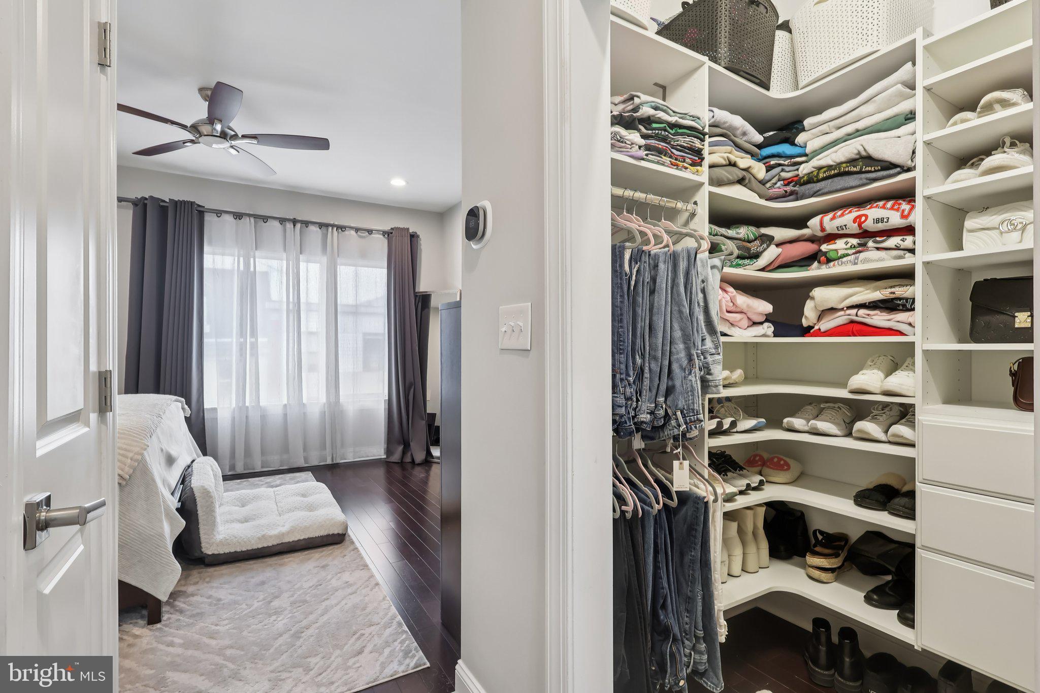 OLDE KENSINGTON - Residential