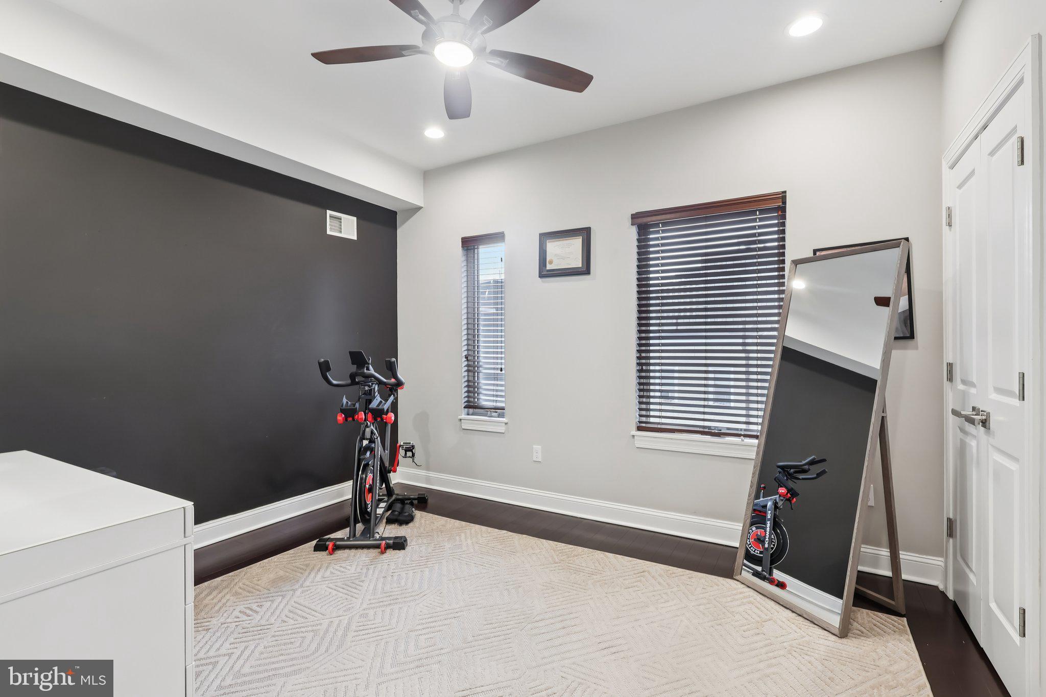 OLDE KENSINGTON - Residential