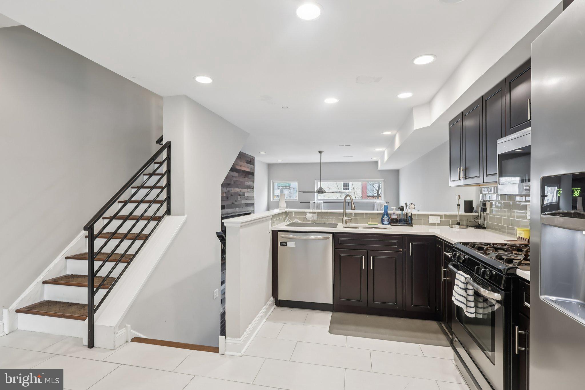 OLDE KENSINGTON - Residential