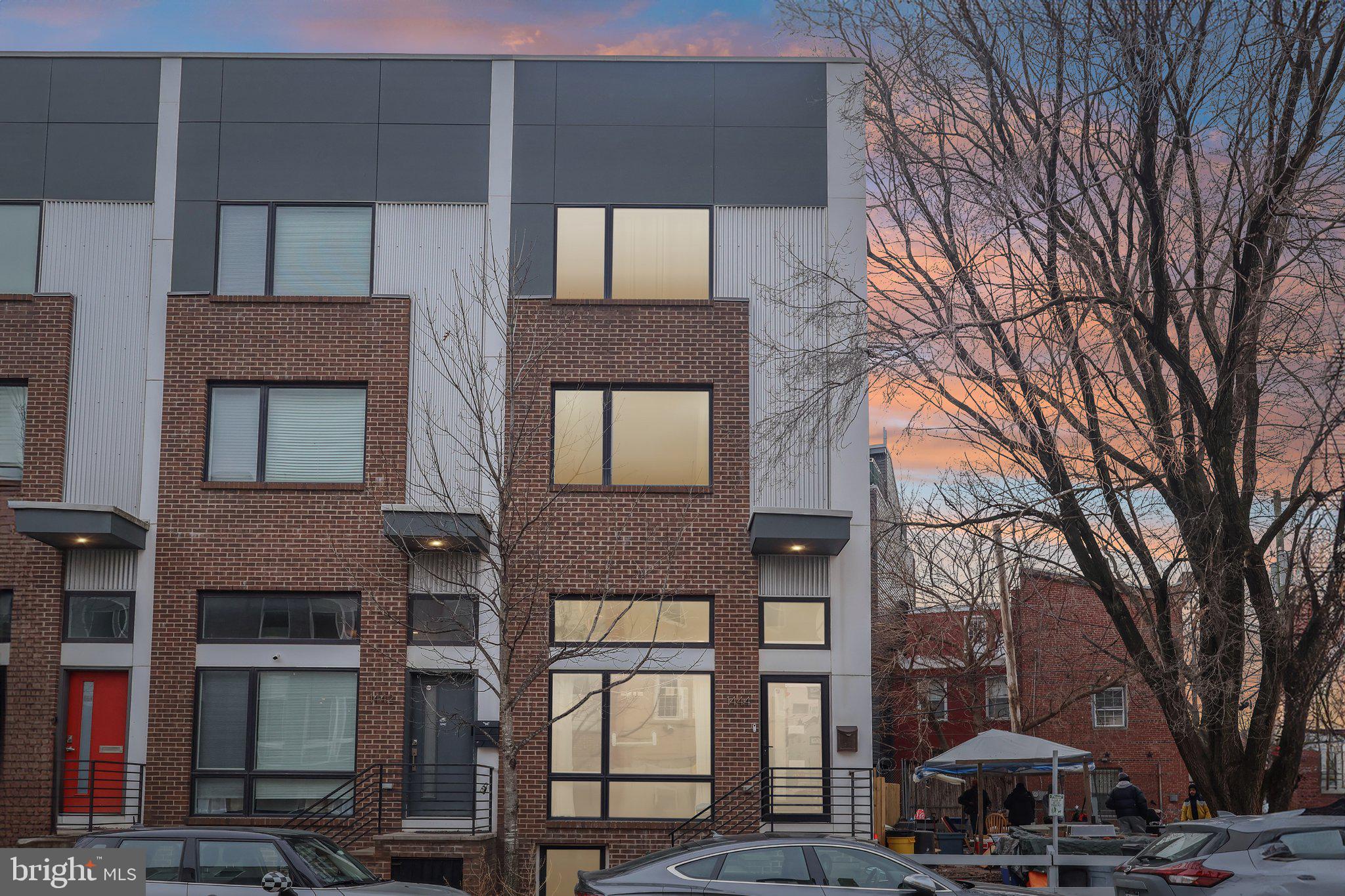 OLDE KENSINGTON - Residential