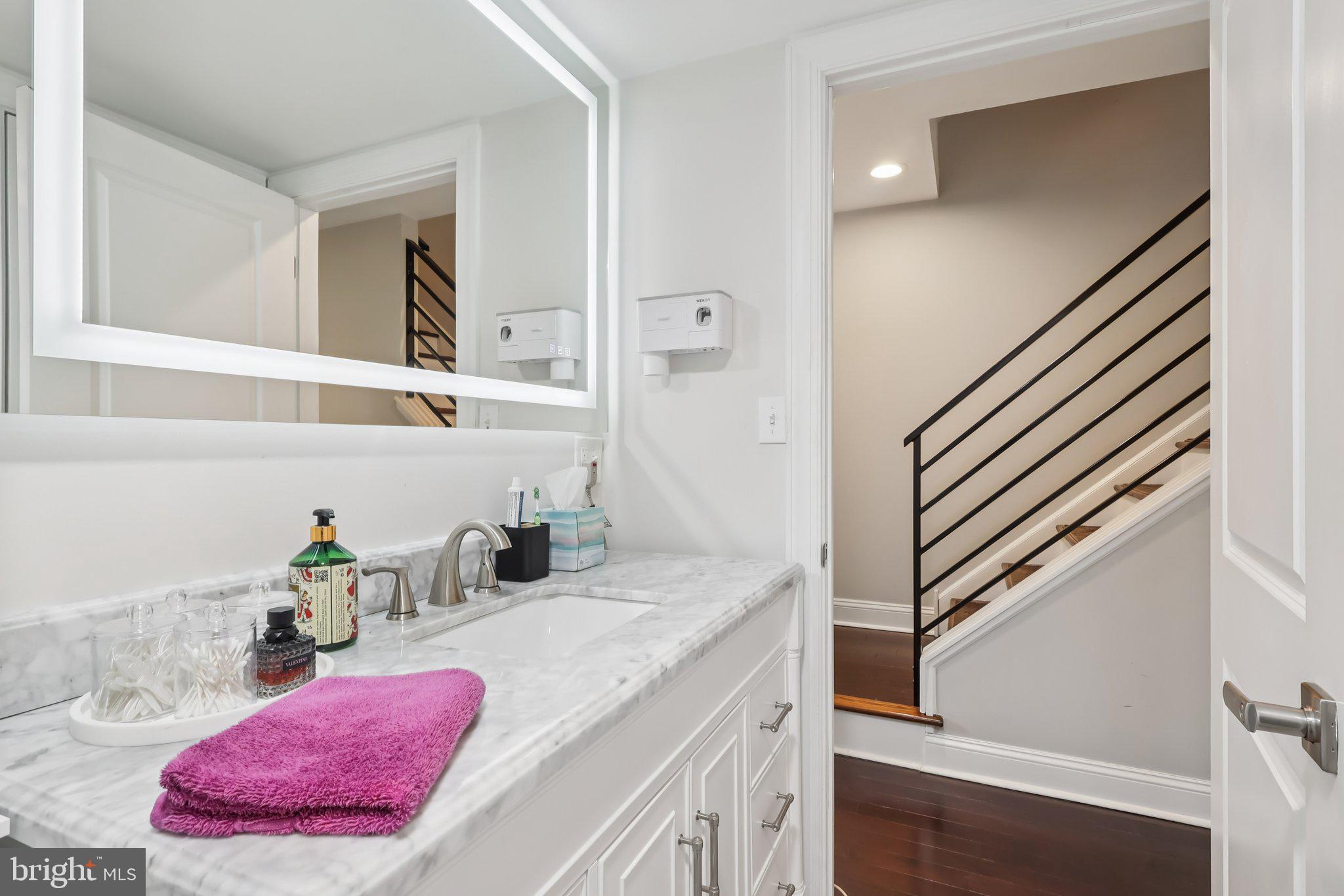 OLDE KENSINGTON - Residential