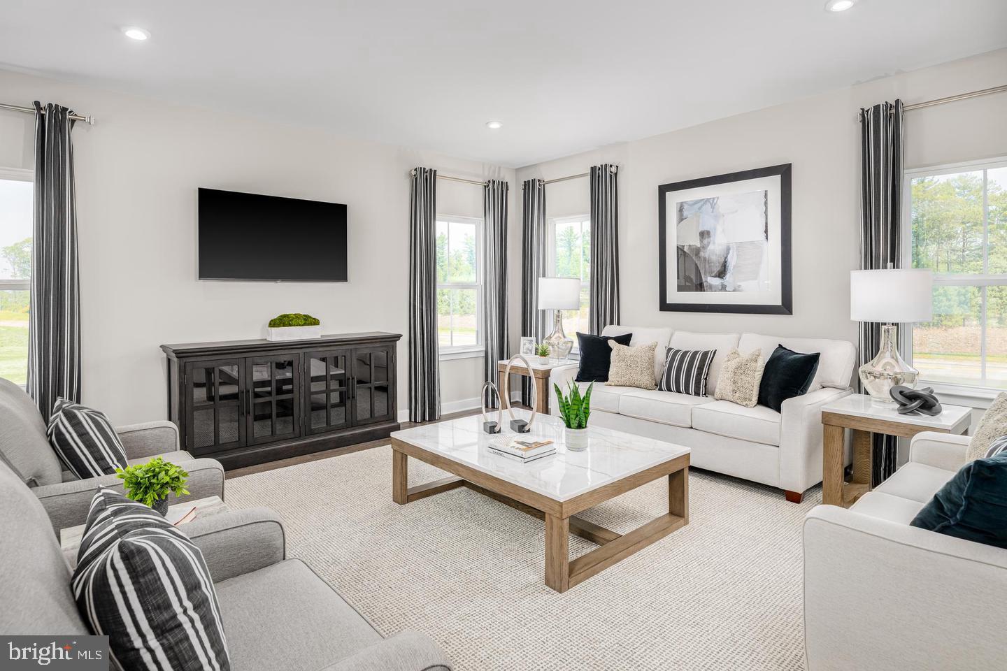 16 FIRENZE DRIVE