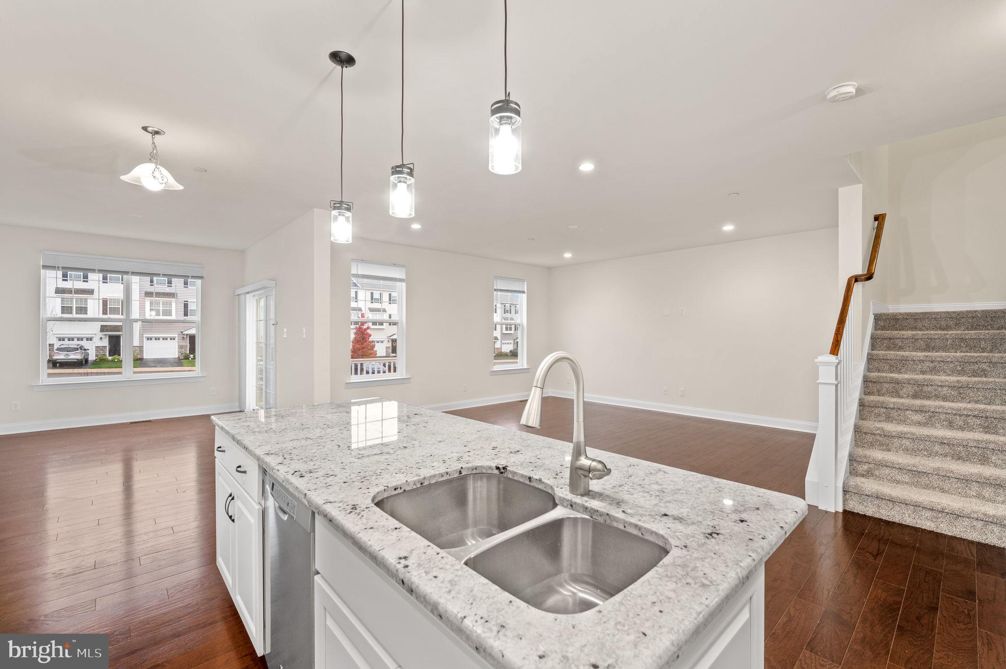 ENCLAVE AT RIDGEWOOD - Residential Lease