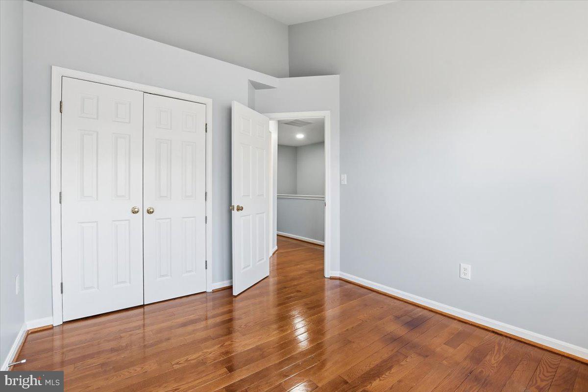 POTOMAC LAKES - Residential